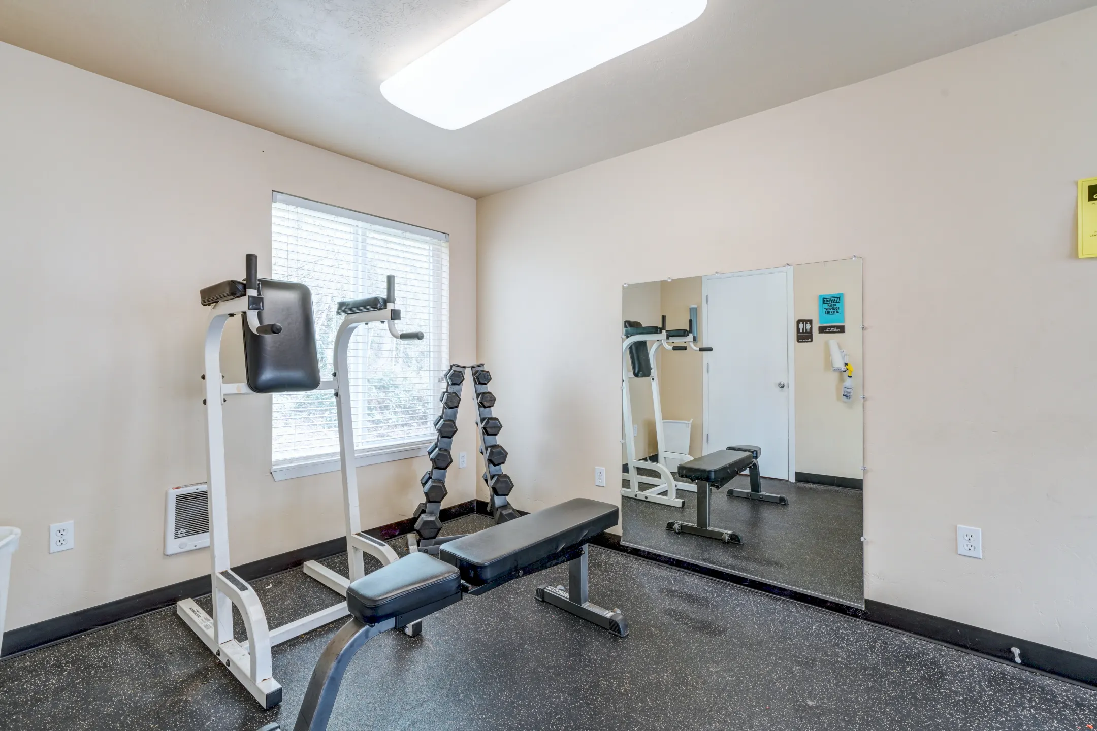 Fitness Weight Room - Redwood Terrace - Canby, OR