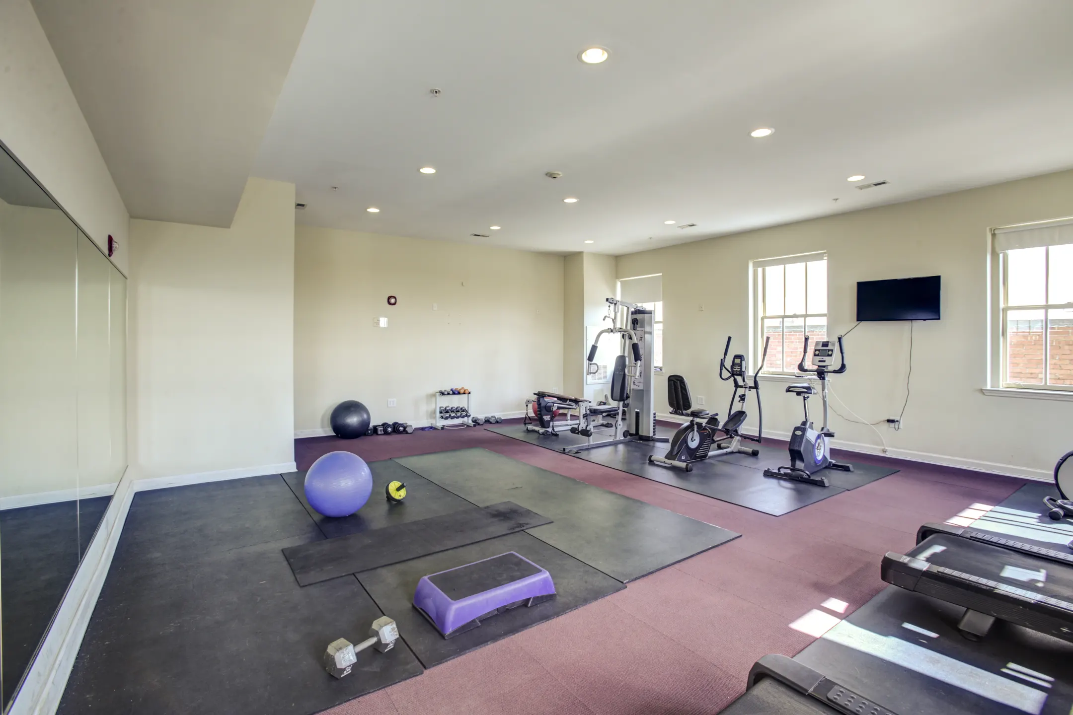 Fitness Weight Room - City View Lofts - Baltimore, MD