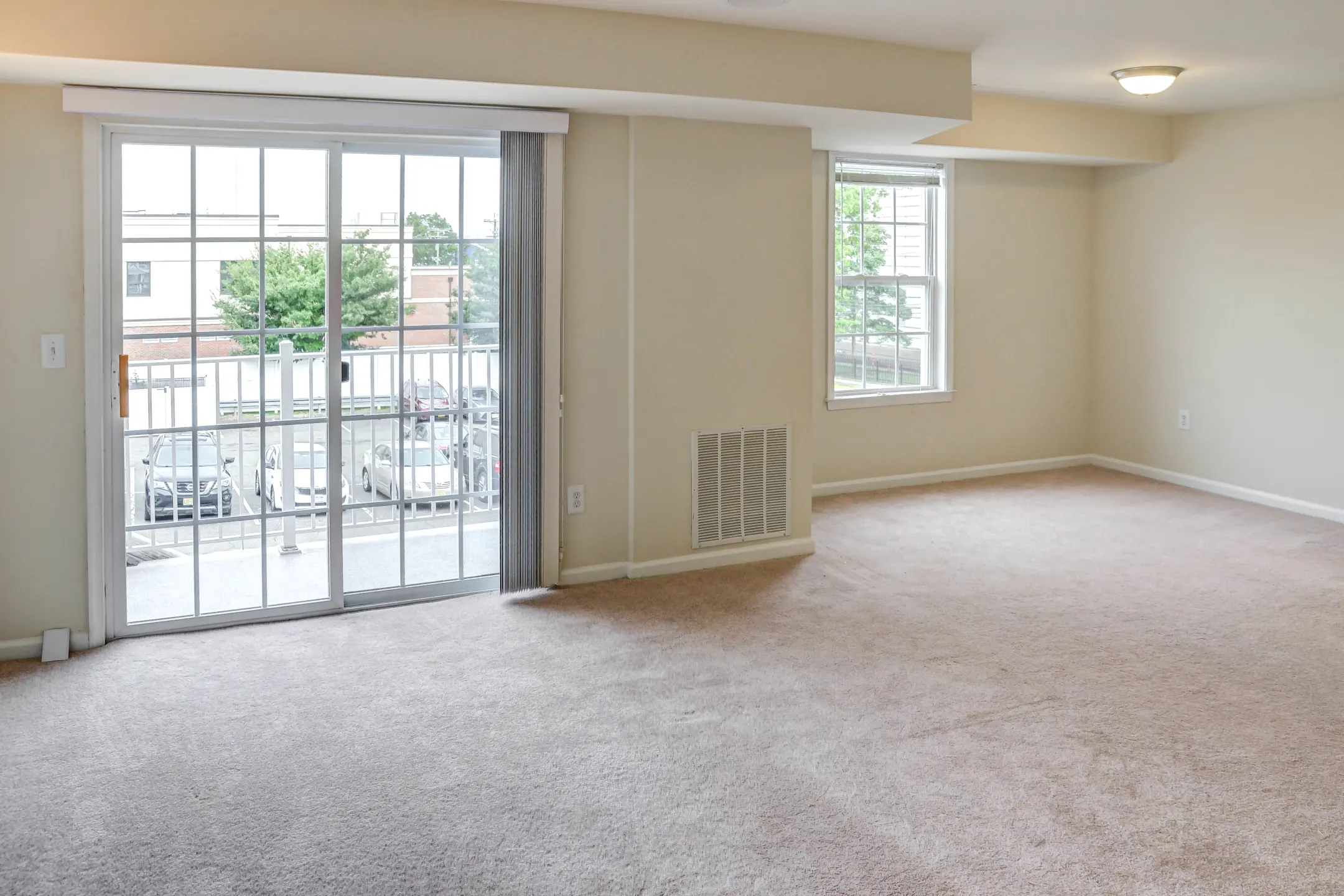 Liberty Terrace Apartments East Rutherford, NJ 07073