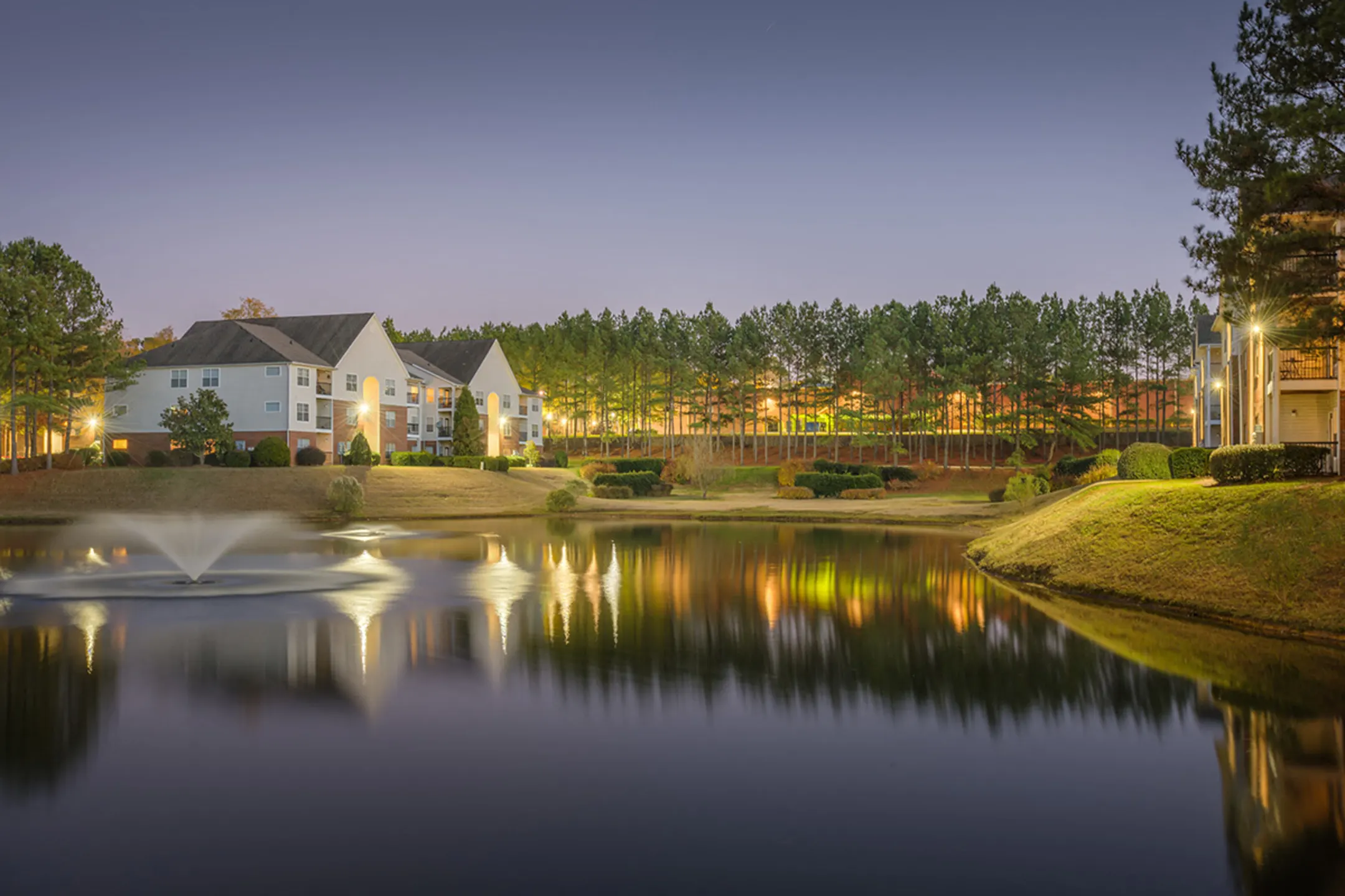 Southpoint Crossing Apartments Durham, NC 27713