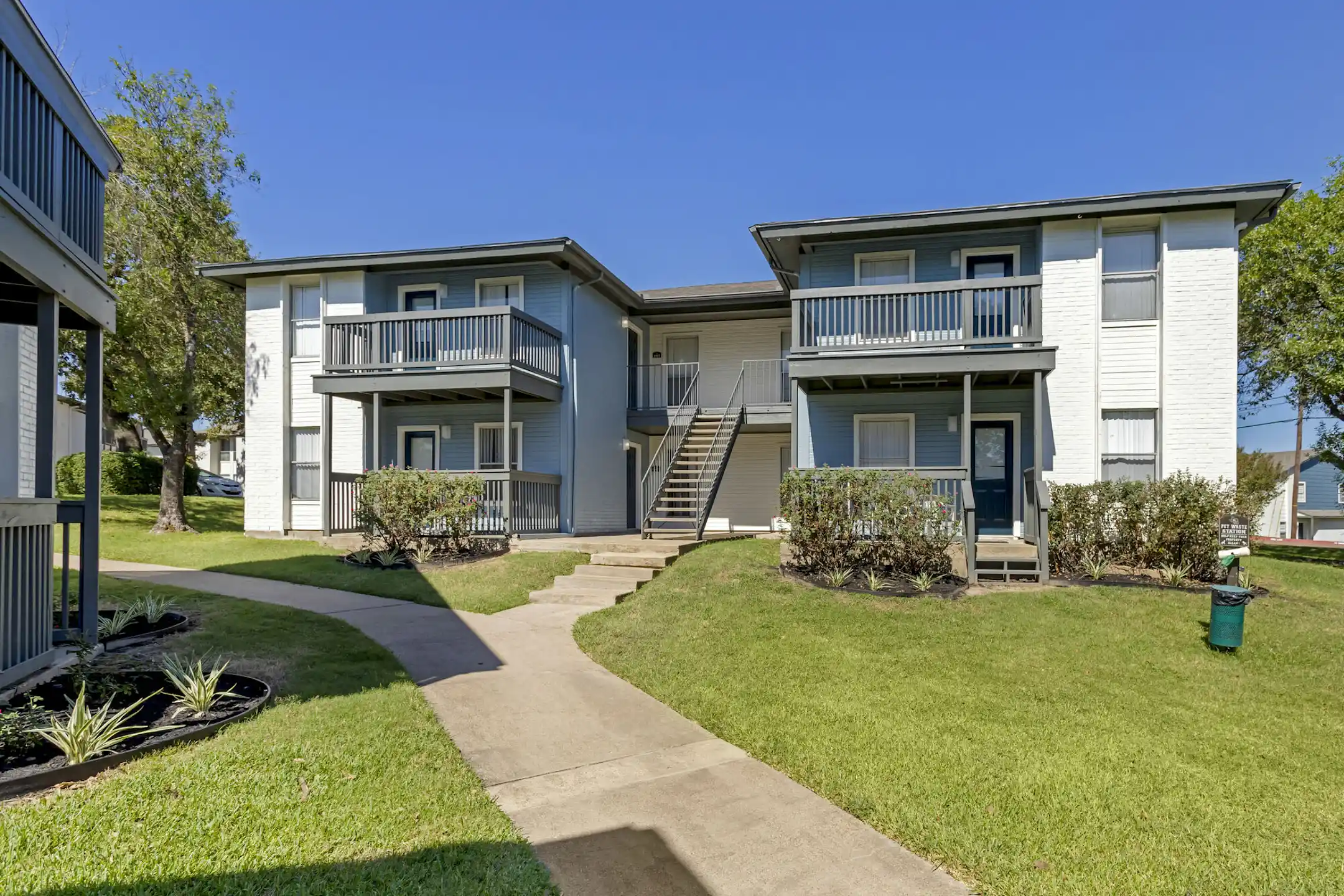 The Halston Apartments College Station, TX 77840