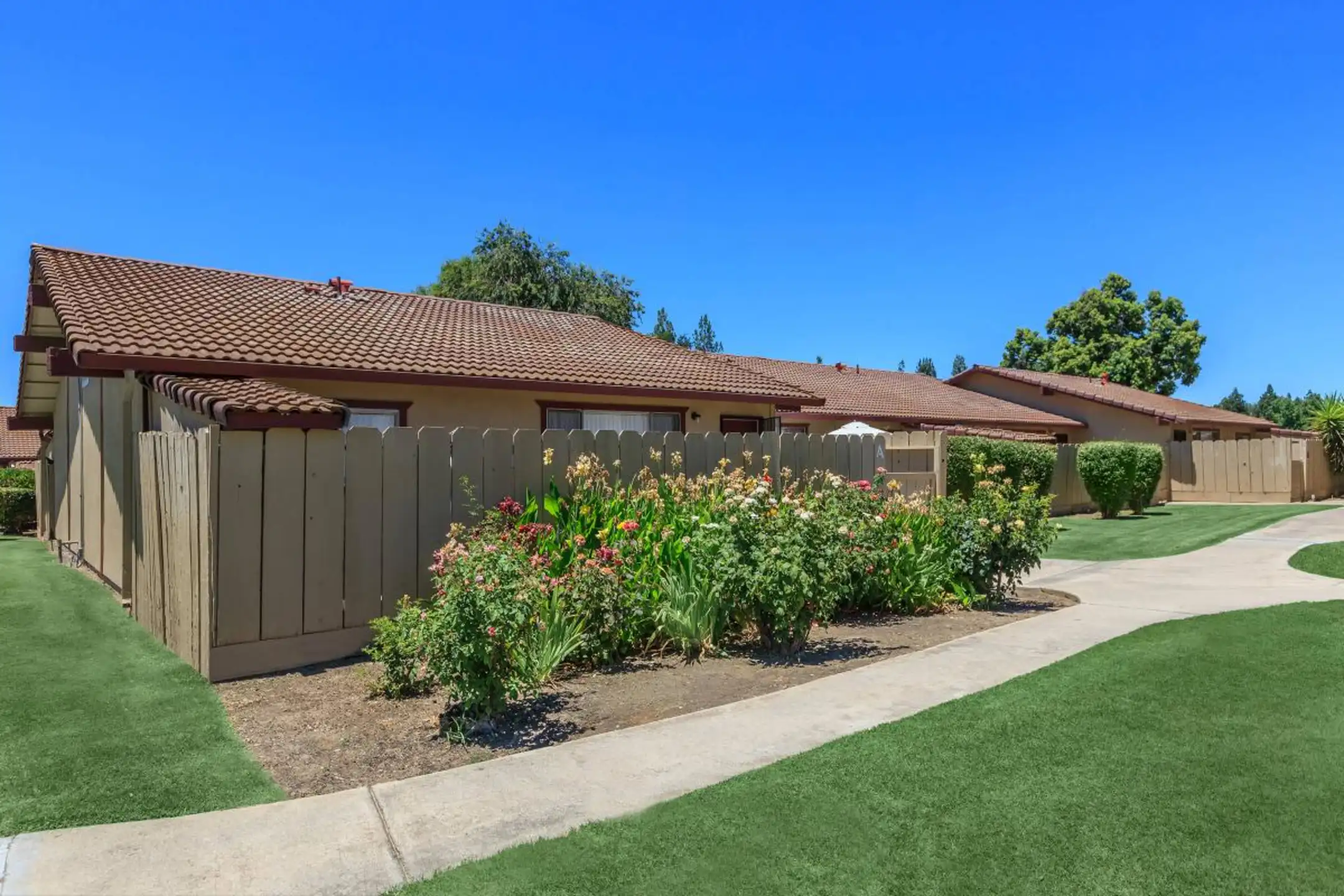 Meadowlark Apartments 3270 Meadows Ave Merced, CA for Rent Rent.