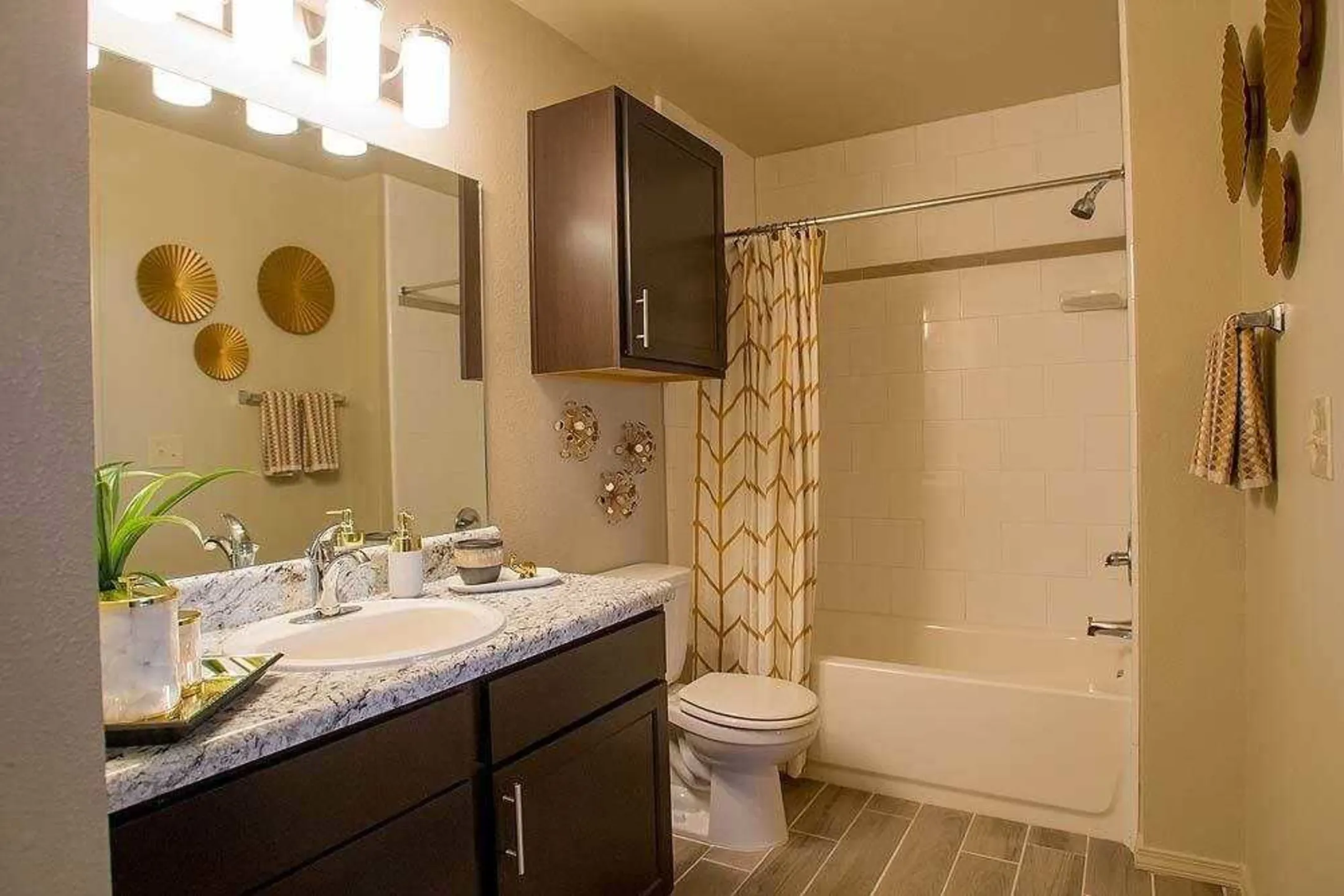 Bathroom - The Cottages at Abbey Glen - Lubbock, TX