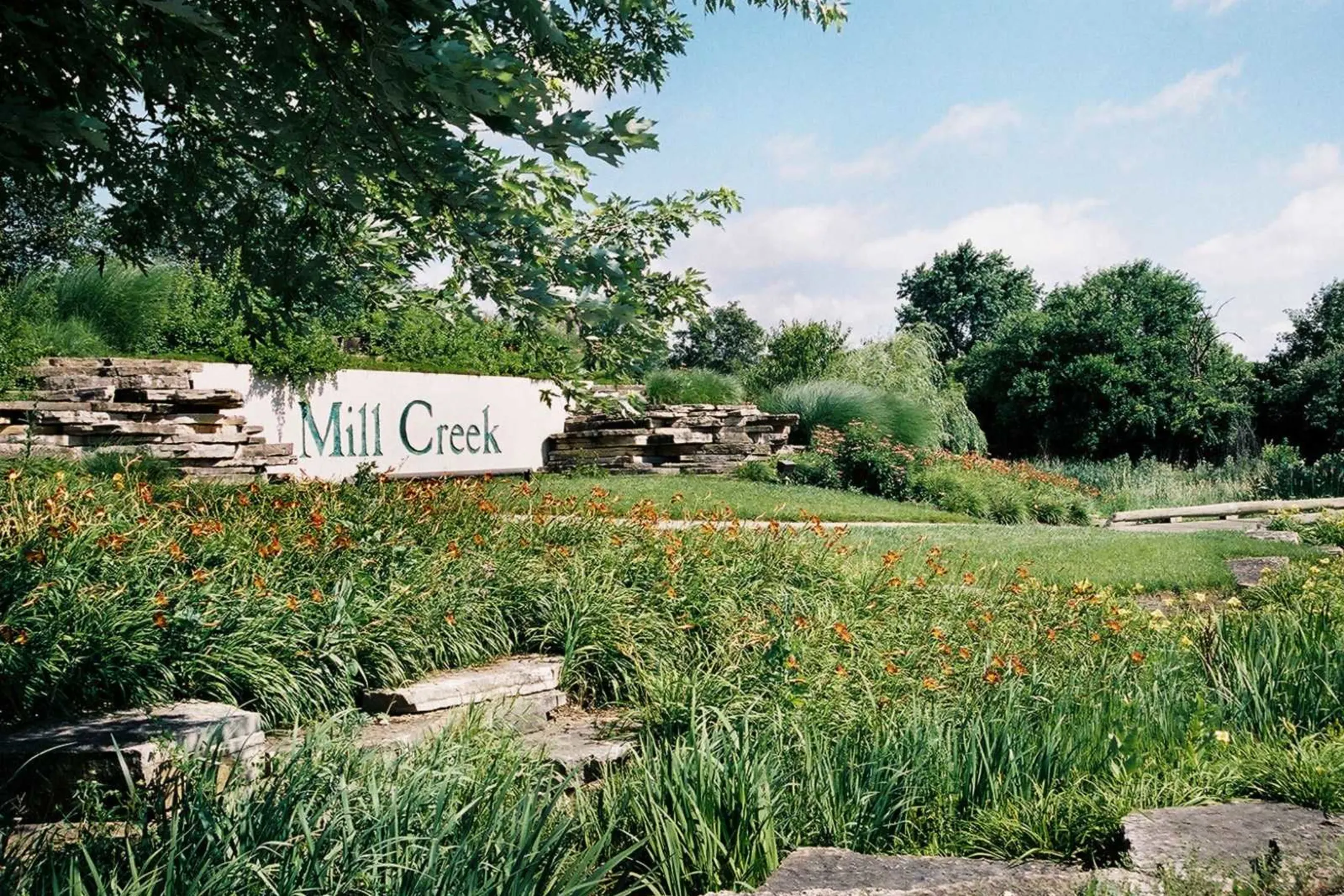 Community Signage - The Village At Mill Creek - Geneva, IL