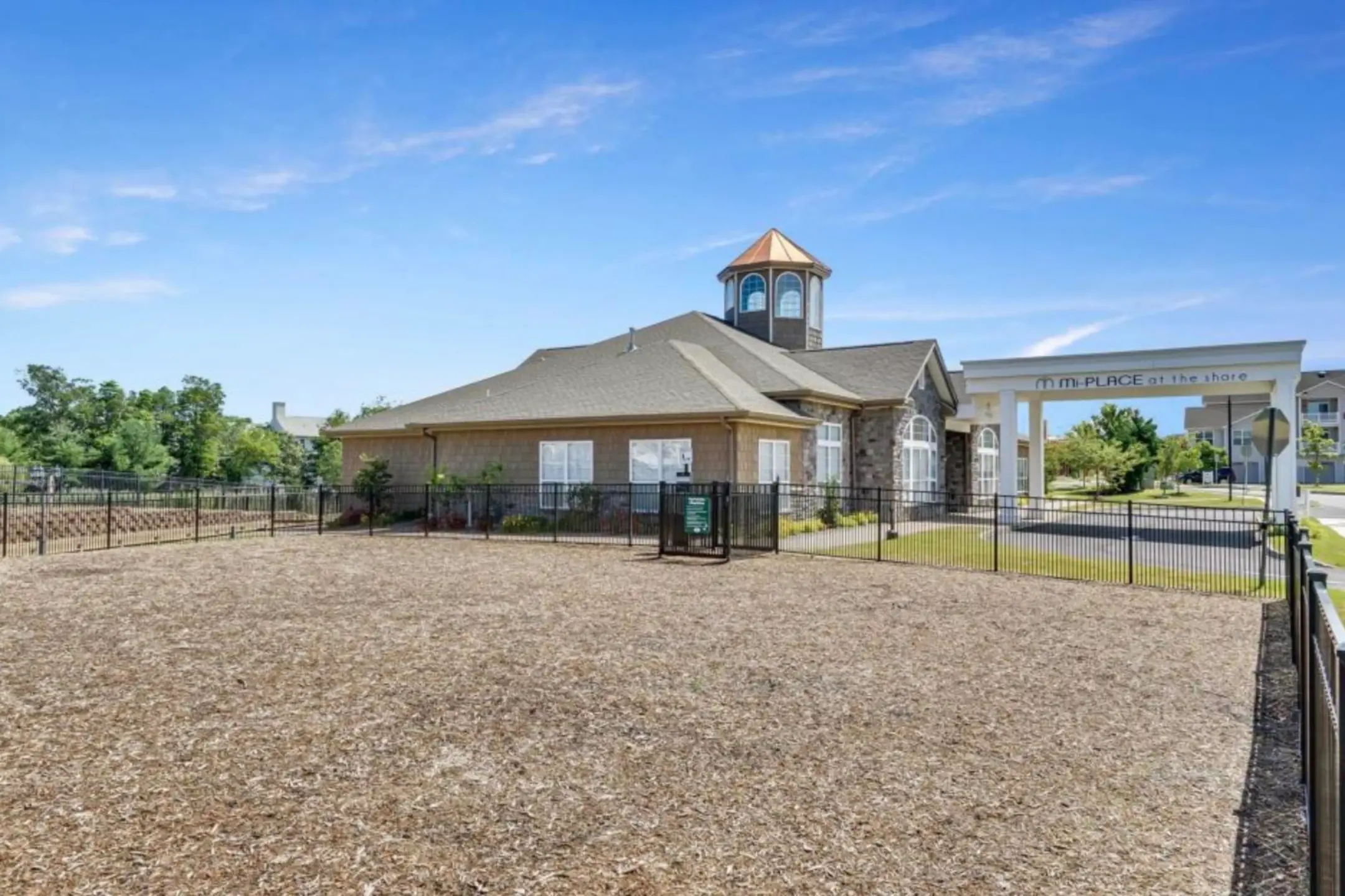 Landscaping - 55+ Living Mi-Place at the Shore - Absecon, NJ