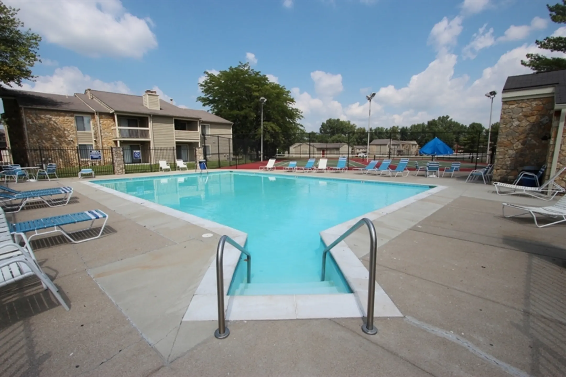 Pool - Pebble Point Apartments of Indianapolis - Indianapolis, IN