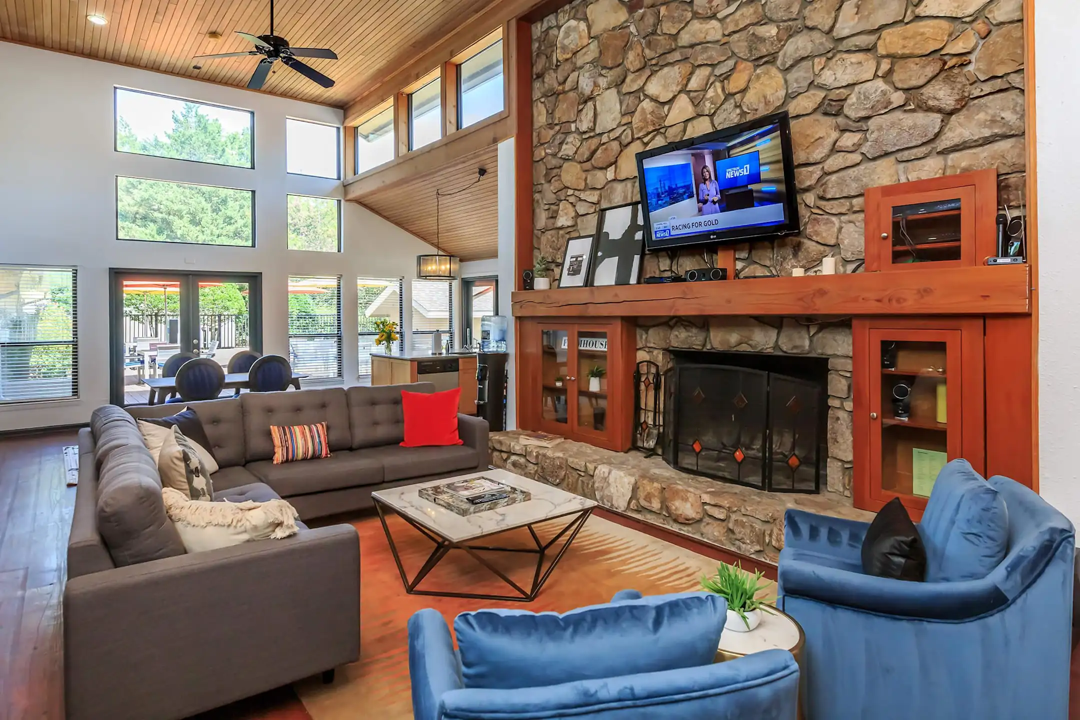 Pool - SunStone Apartments - Chapel Hill, NC