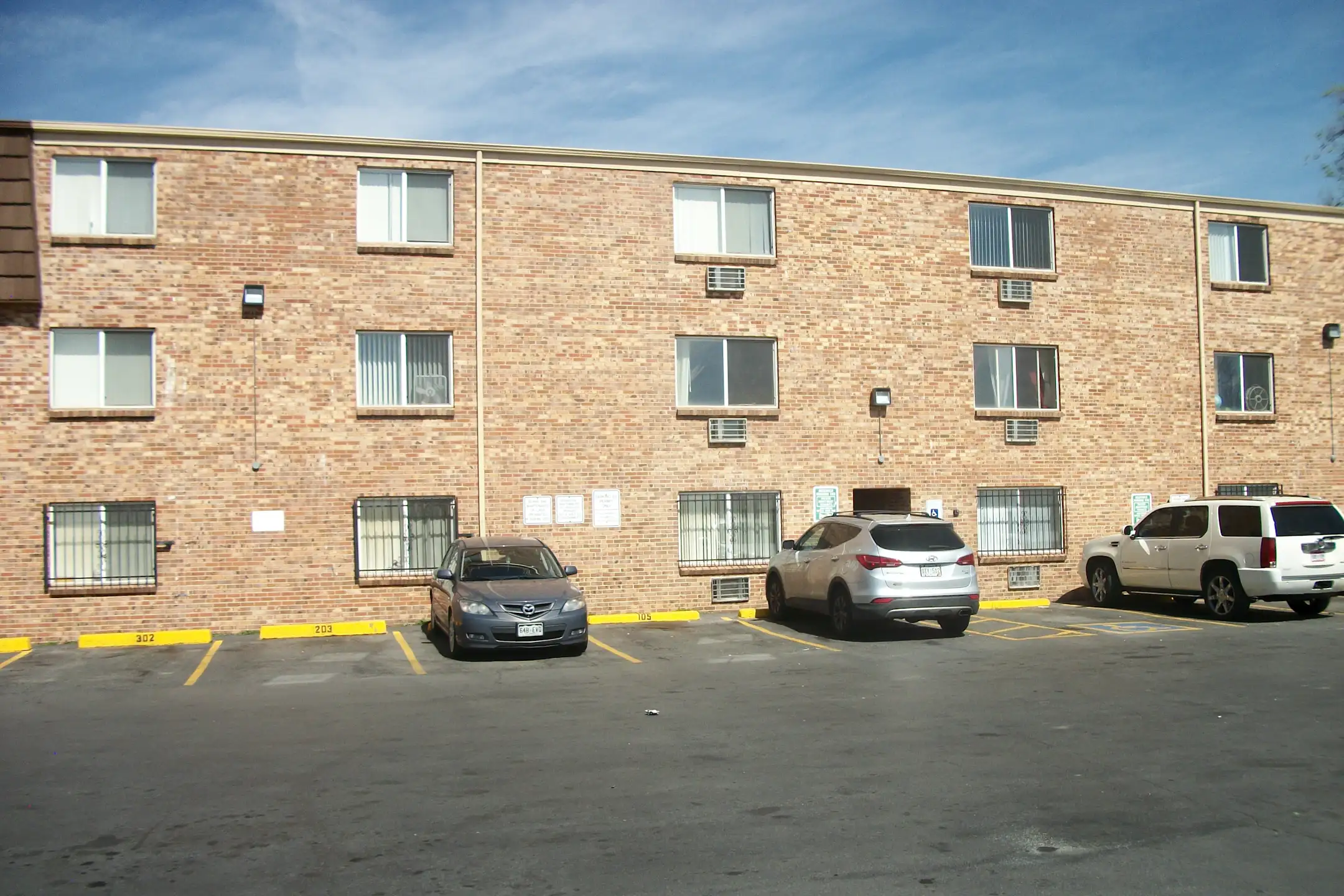 Falcon Apartments Apartments Aurora, CO 80010