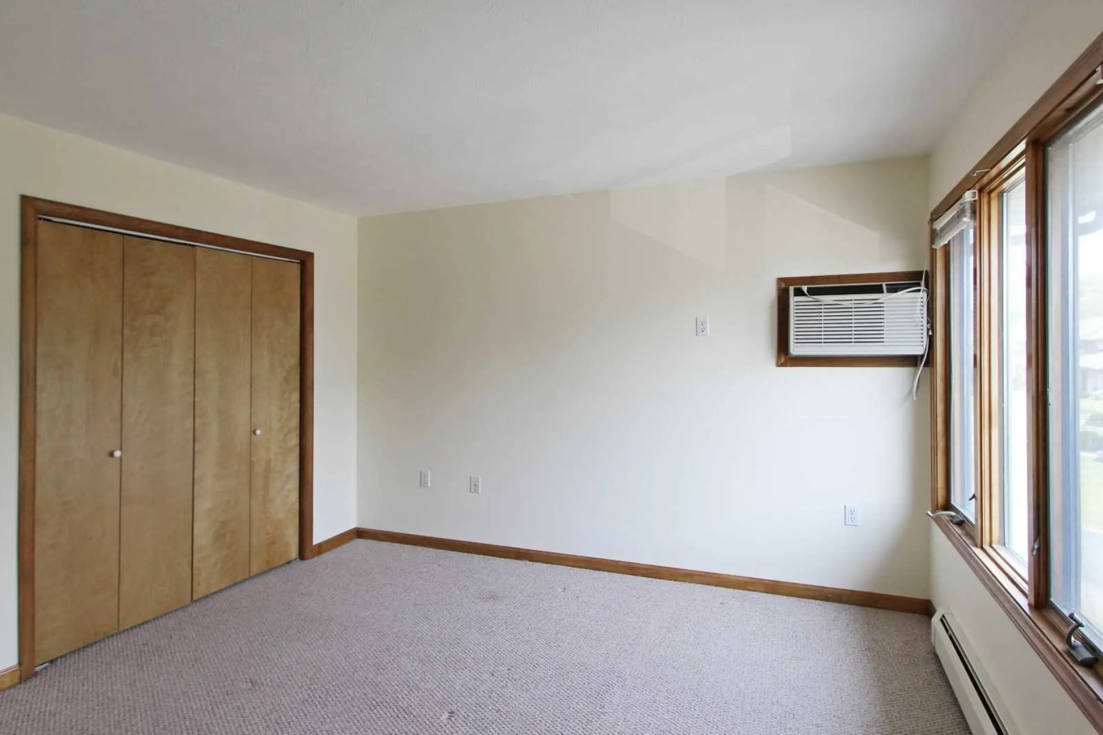 2 bedroom apartments corning ny