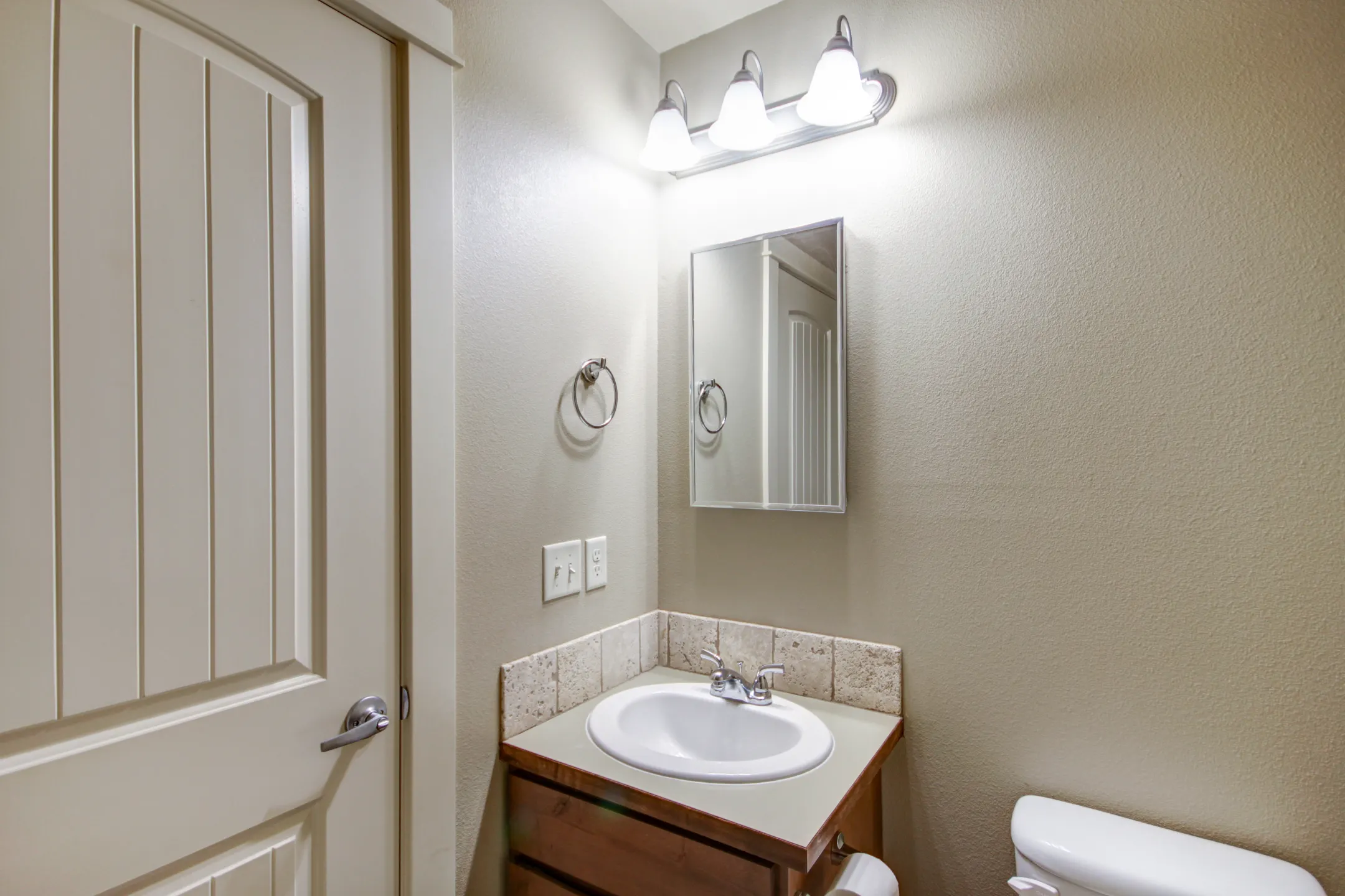 Bathroom - Cantabria Townhomes - Boise, ID
