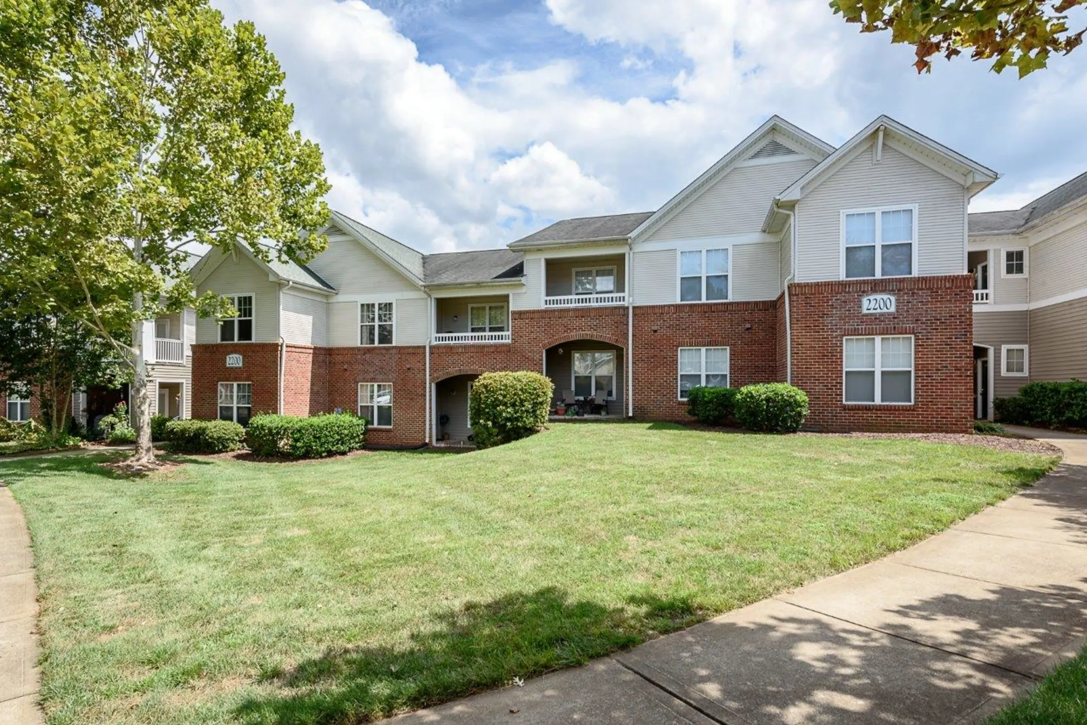 Heather Park Apartment Homes Apartments - Garner, NC 27529