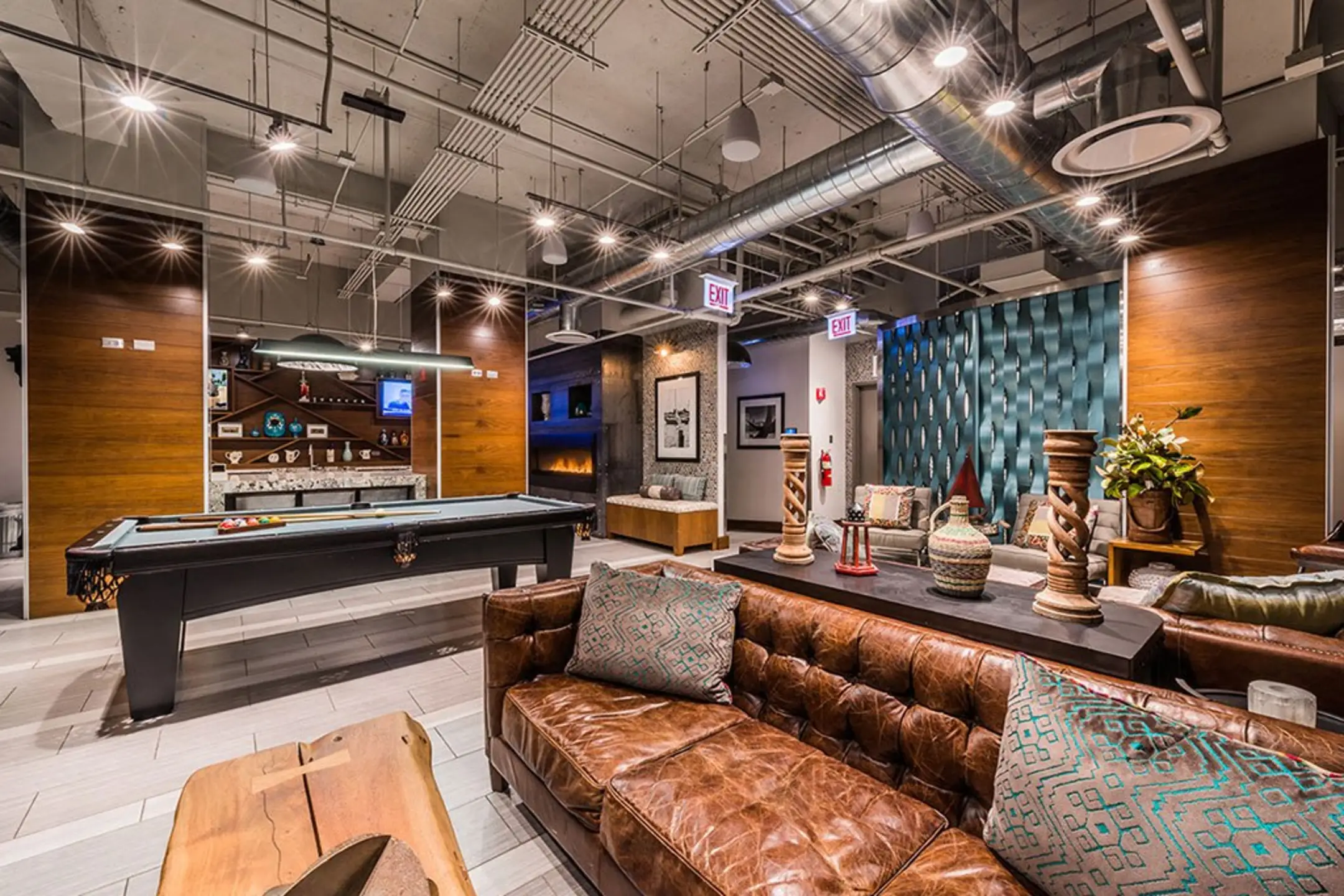 Axis Apartments and Lofts Apartments Chicago, IL 60611