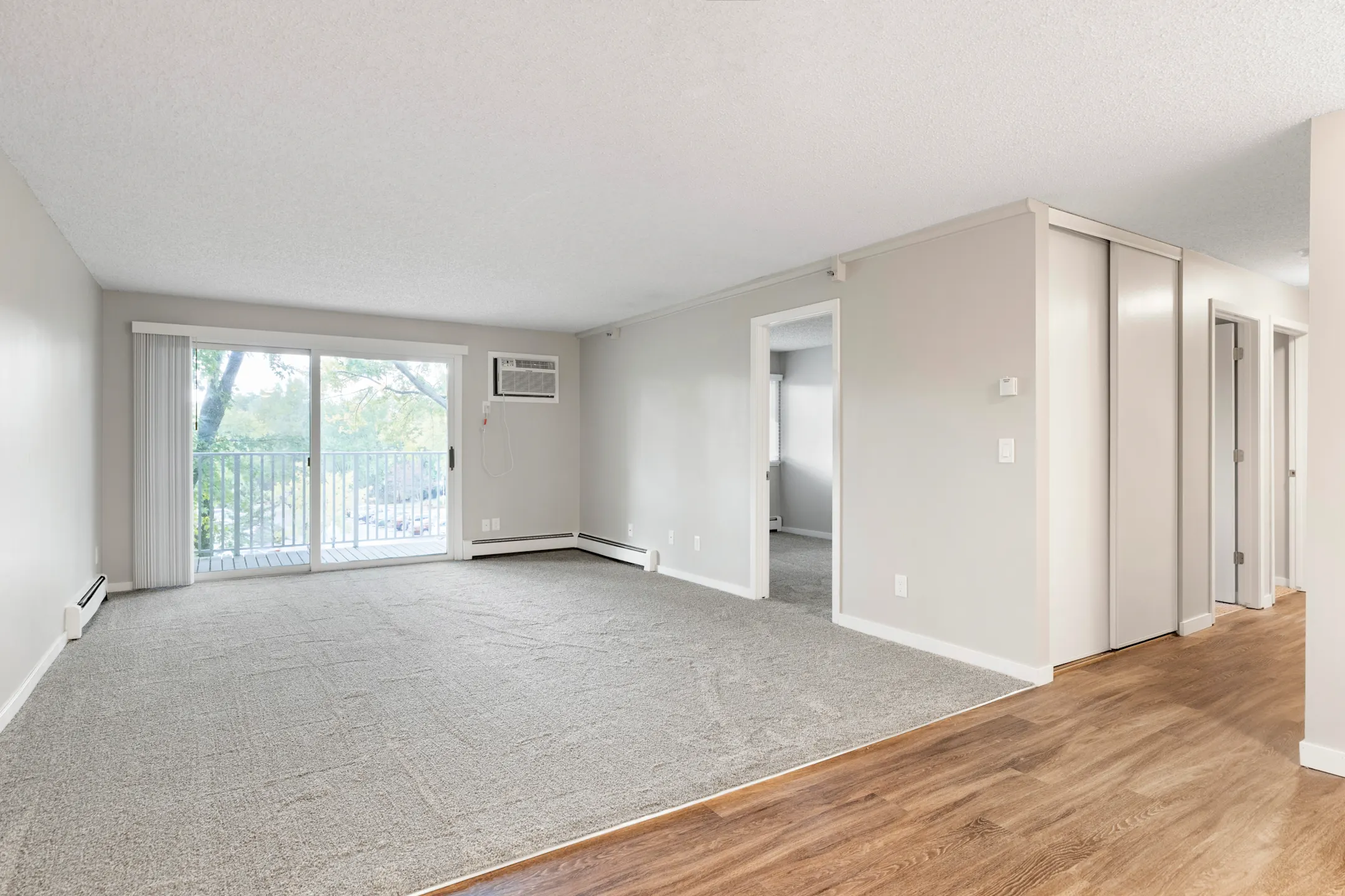 Hillcrest Place Apartments Apartments Saint Paul, MN 55117