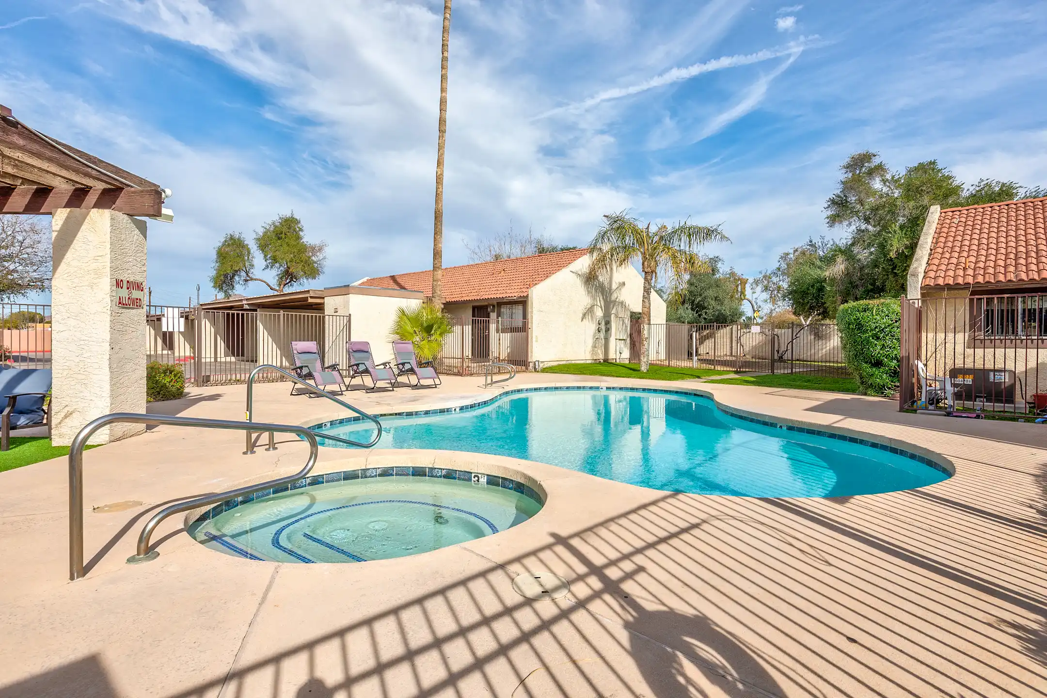 Belleview Estates Townhomes Apartments Phoenix, AZ 85008