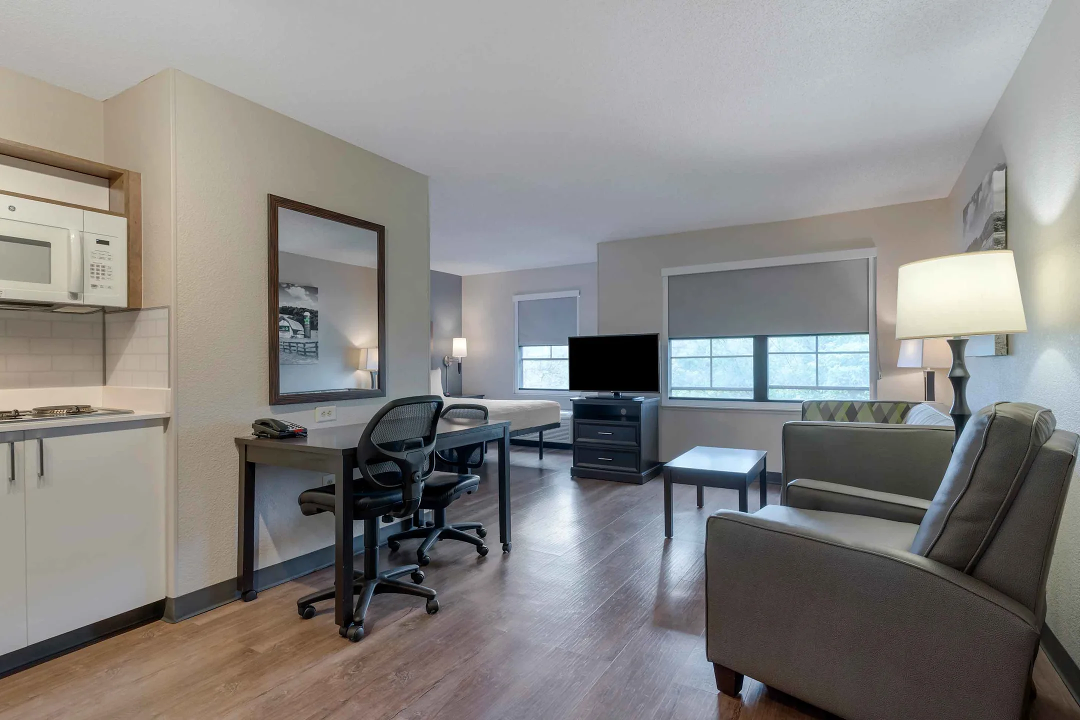 Living Room - Furnished Studio - San Francisco - San Carlos - San Carlos, CA