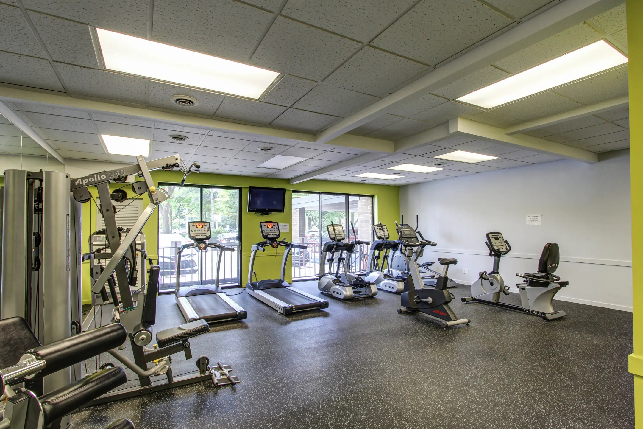 Fitness Weight Room - Essex House - Pittsburgh, PA