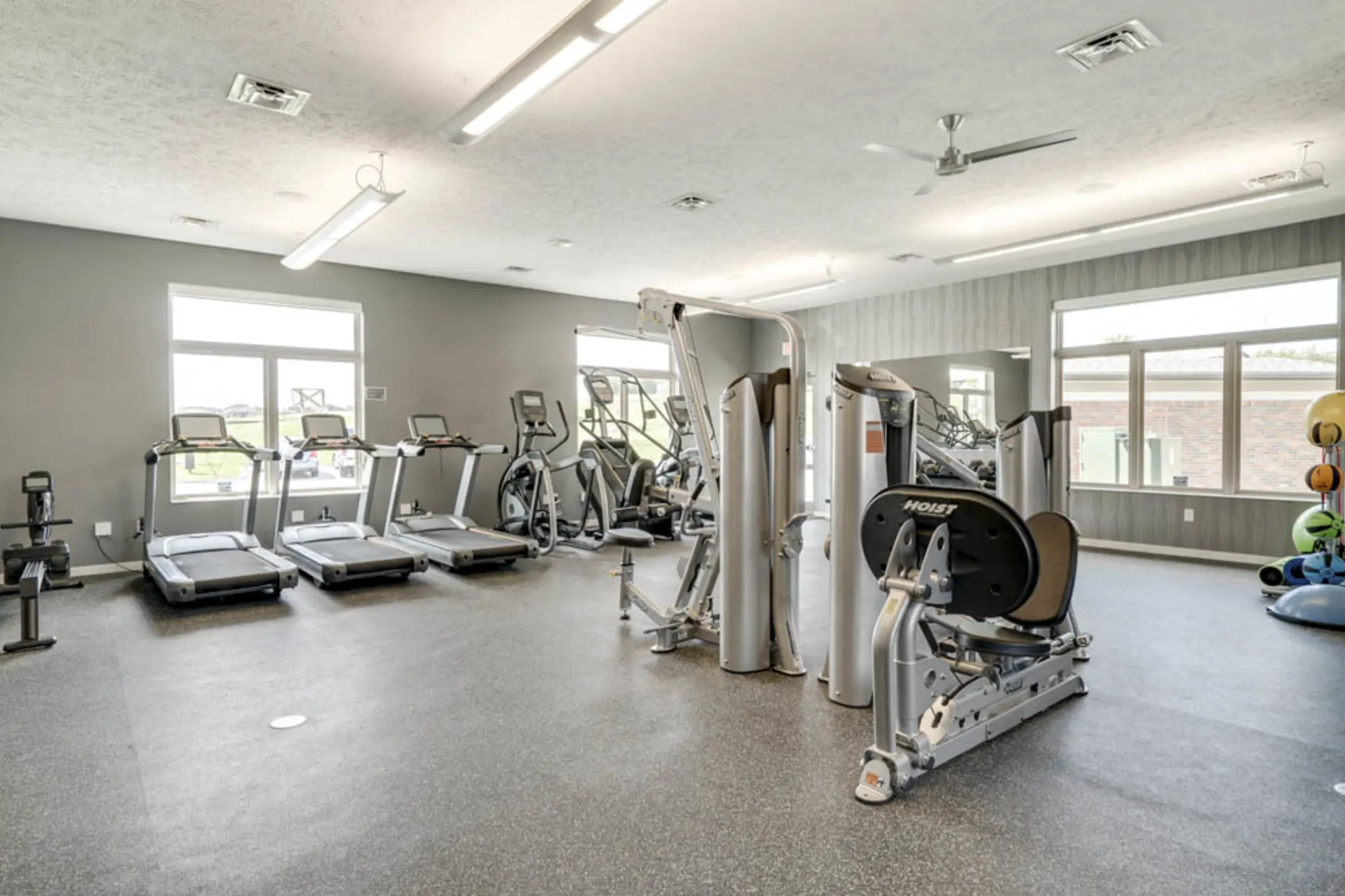 Fitness Weight Room - The Villas at Falling Waters - Omaha, NE