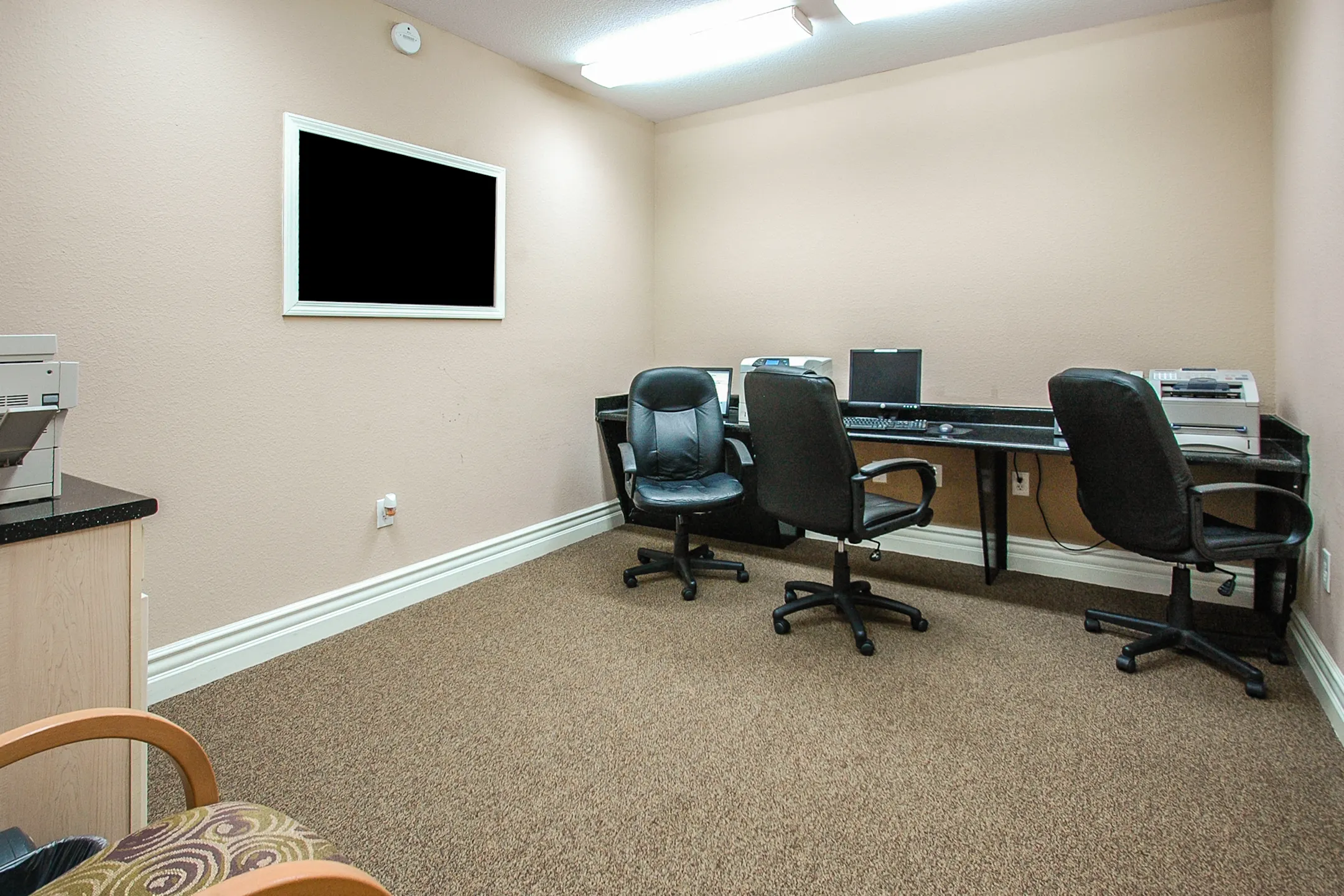 The Lakes At Lionsgate Apartments Overland Park, KS 66223