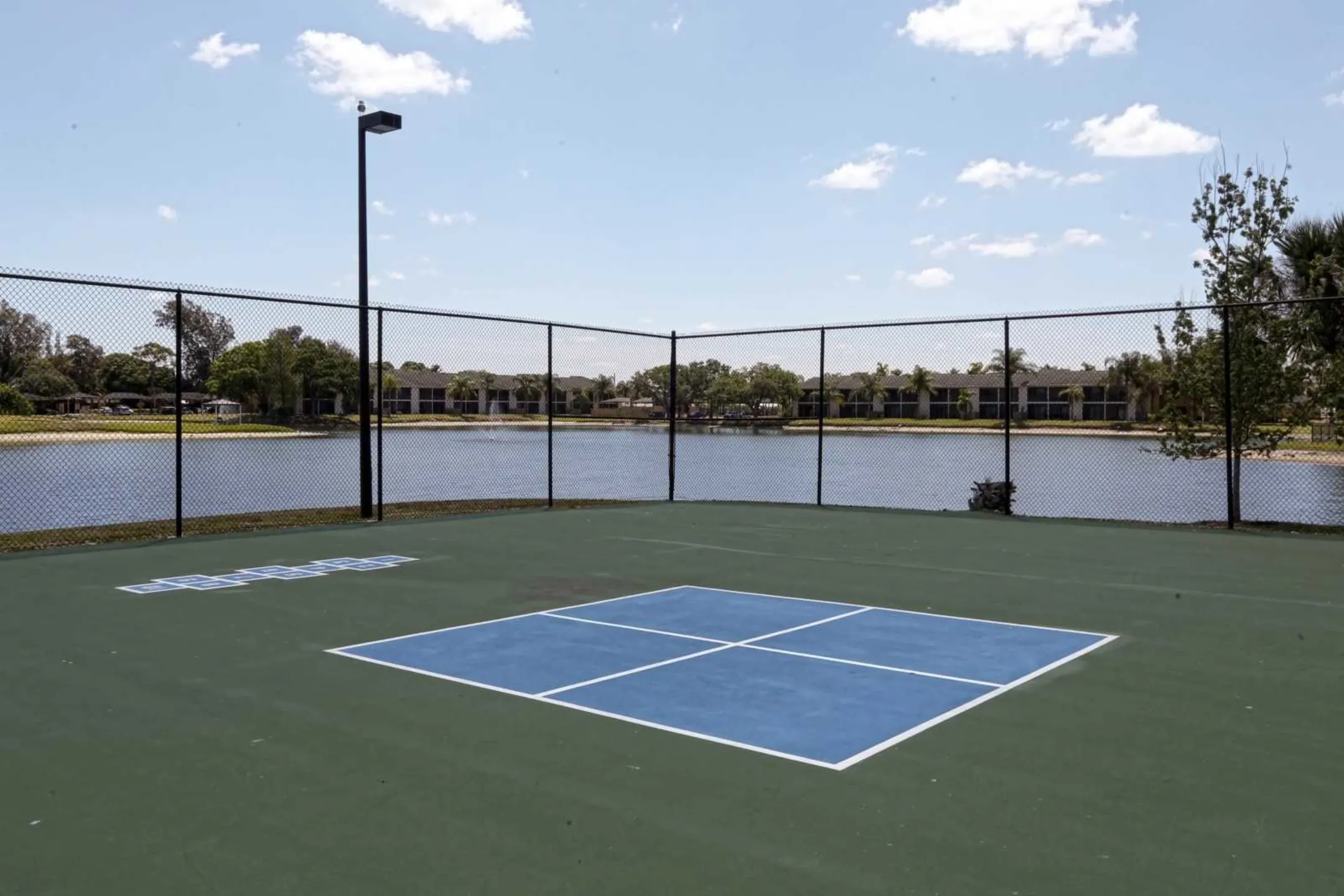 Recreation Area - Fountain Lake Apartments - Bradenton, FL