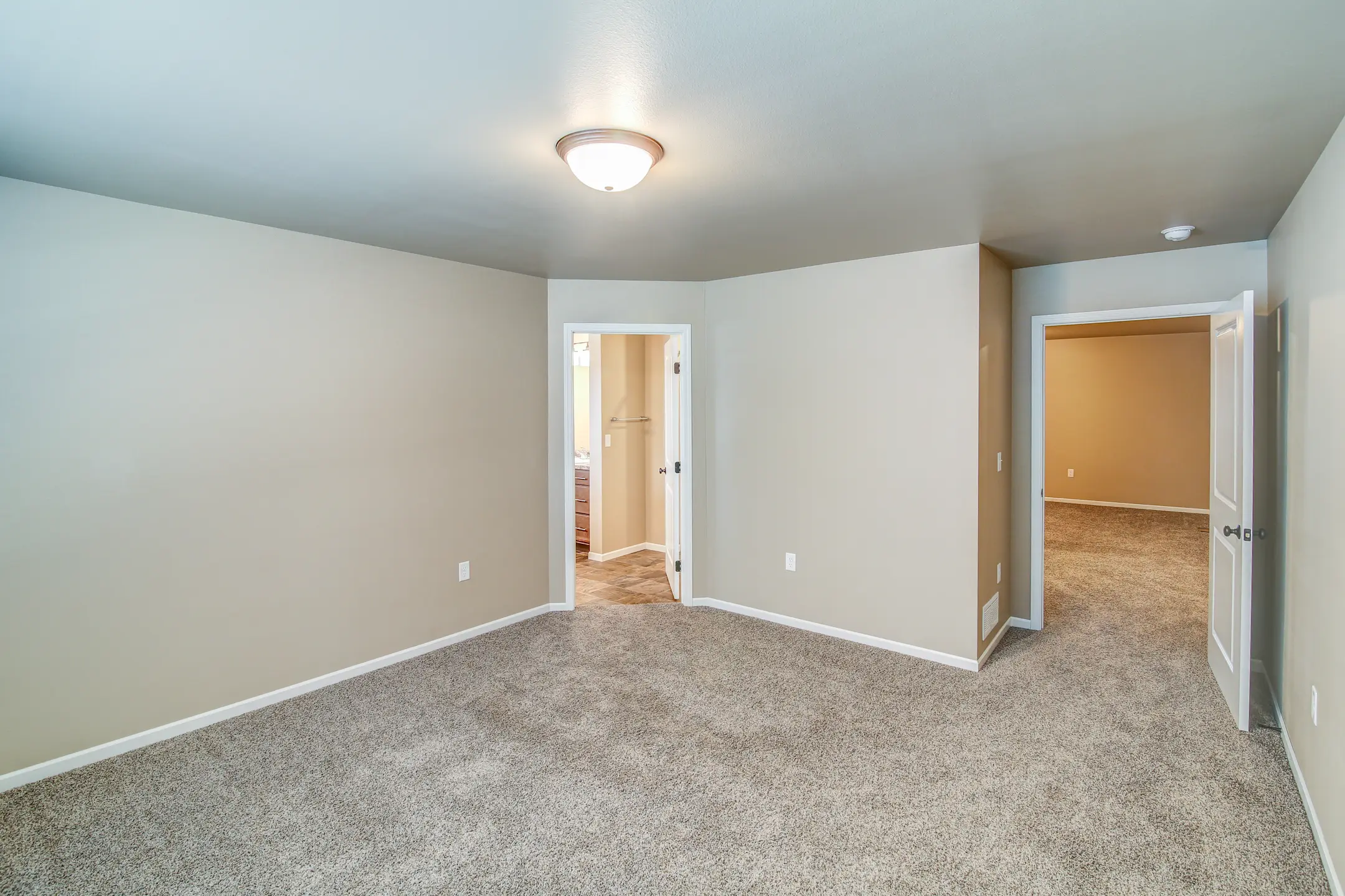 Bedroom - Cascade Townhomes - Mandan, ND