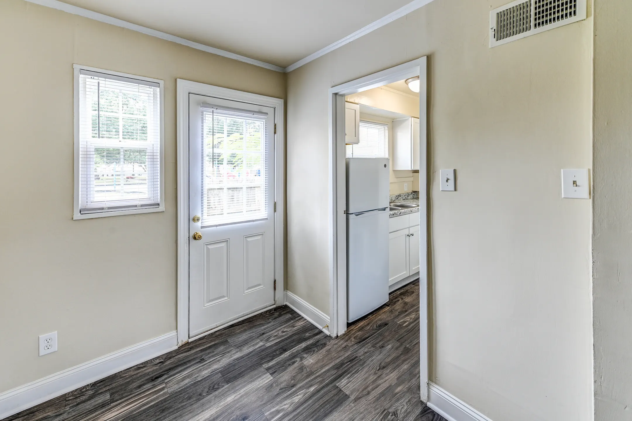 Hilliard Road Apartments 2812 Hilliard Rd Henrico, VA Apartments