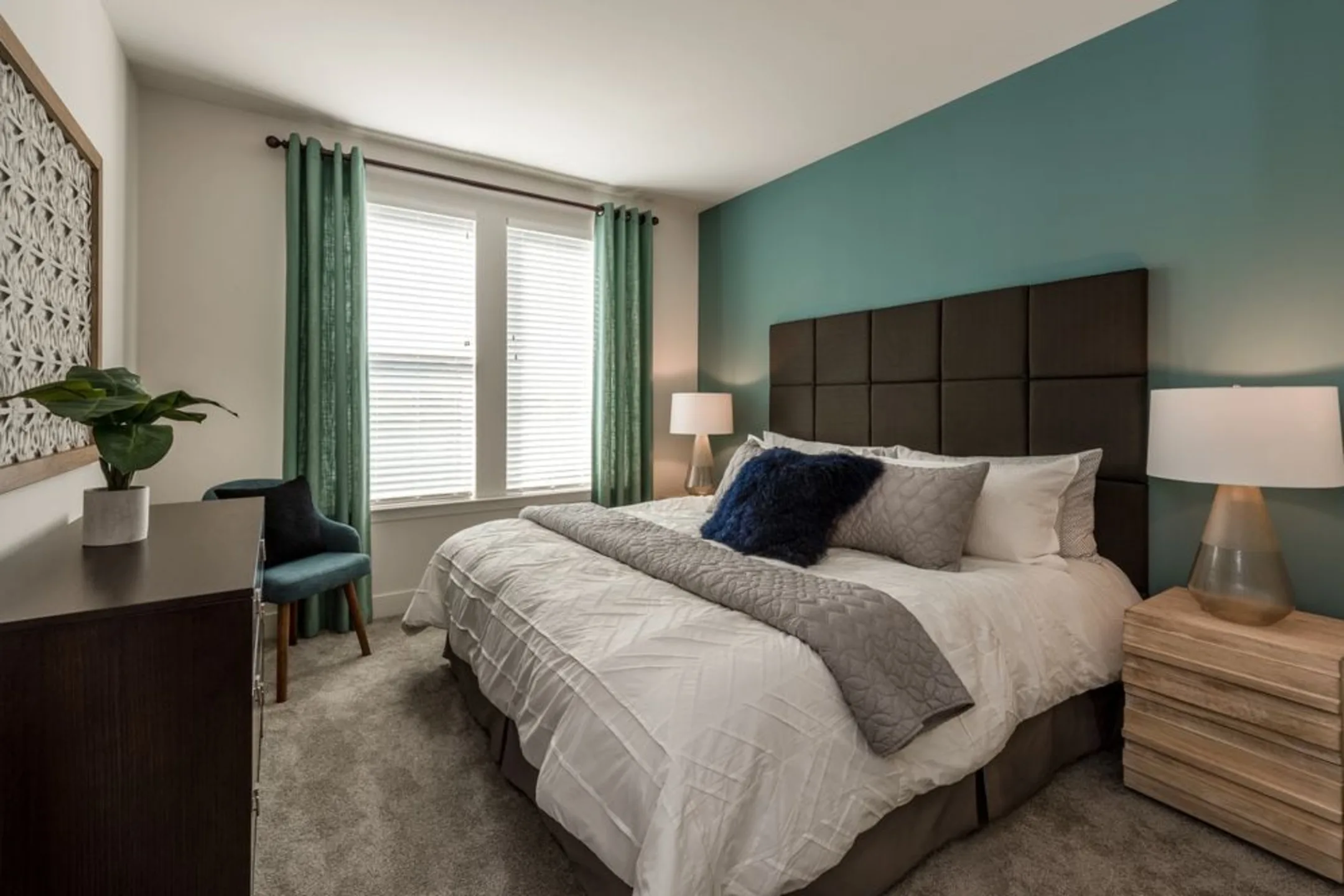 Avalon Arundel Crossing 820 Concorde Circle Linthicum Heights, MD