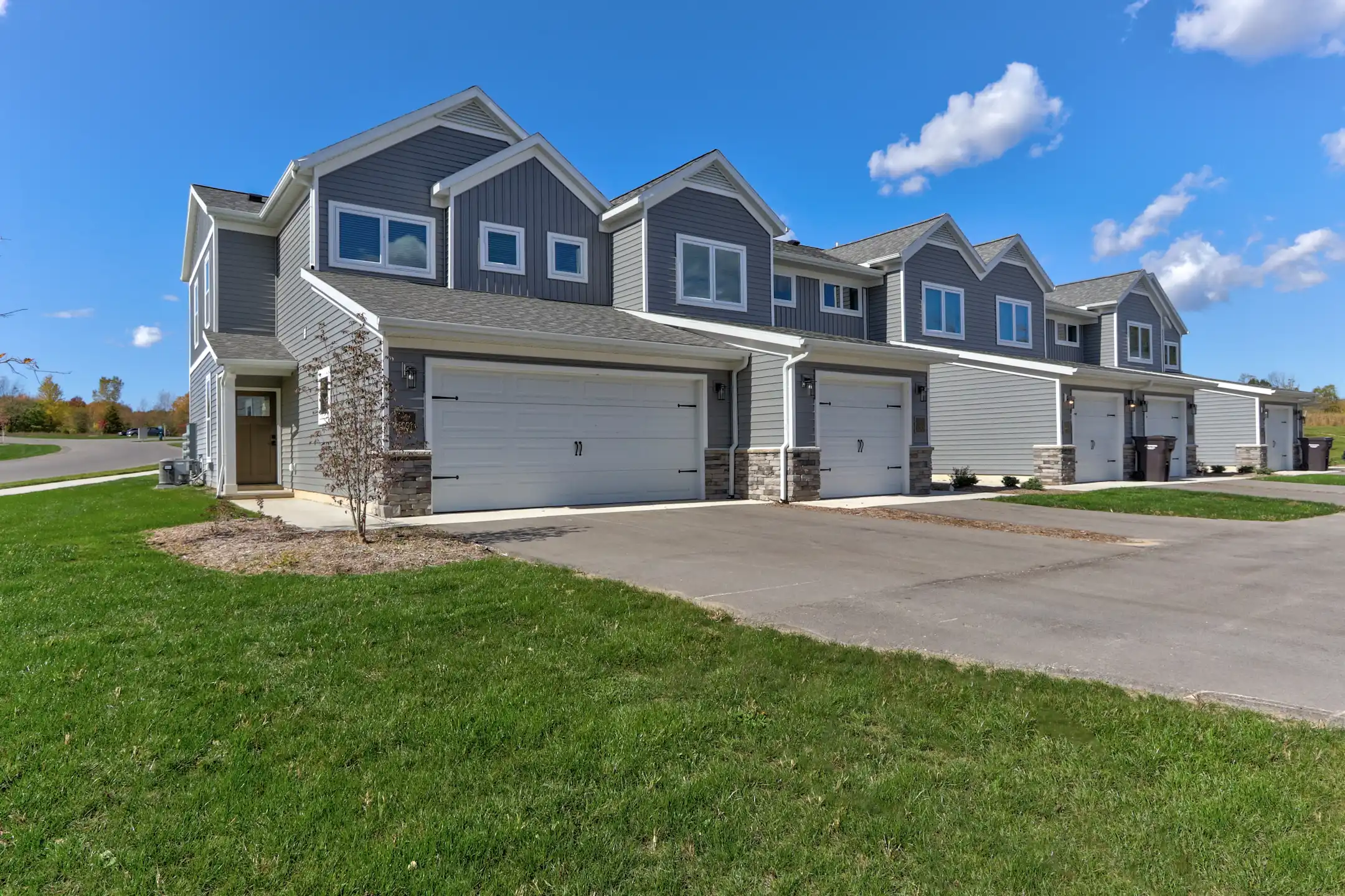 Hanover Townhomes Townhomes Caledonia, MI 49316