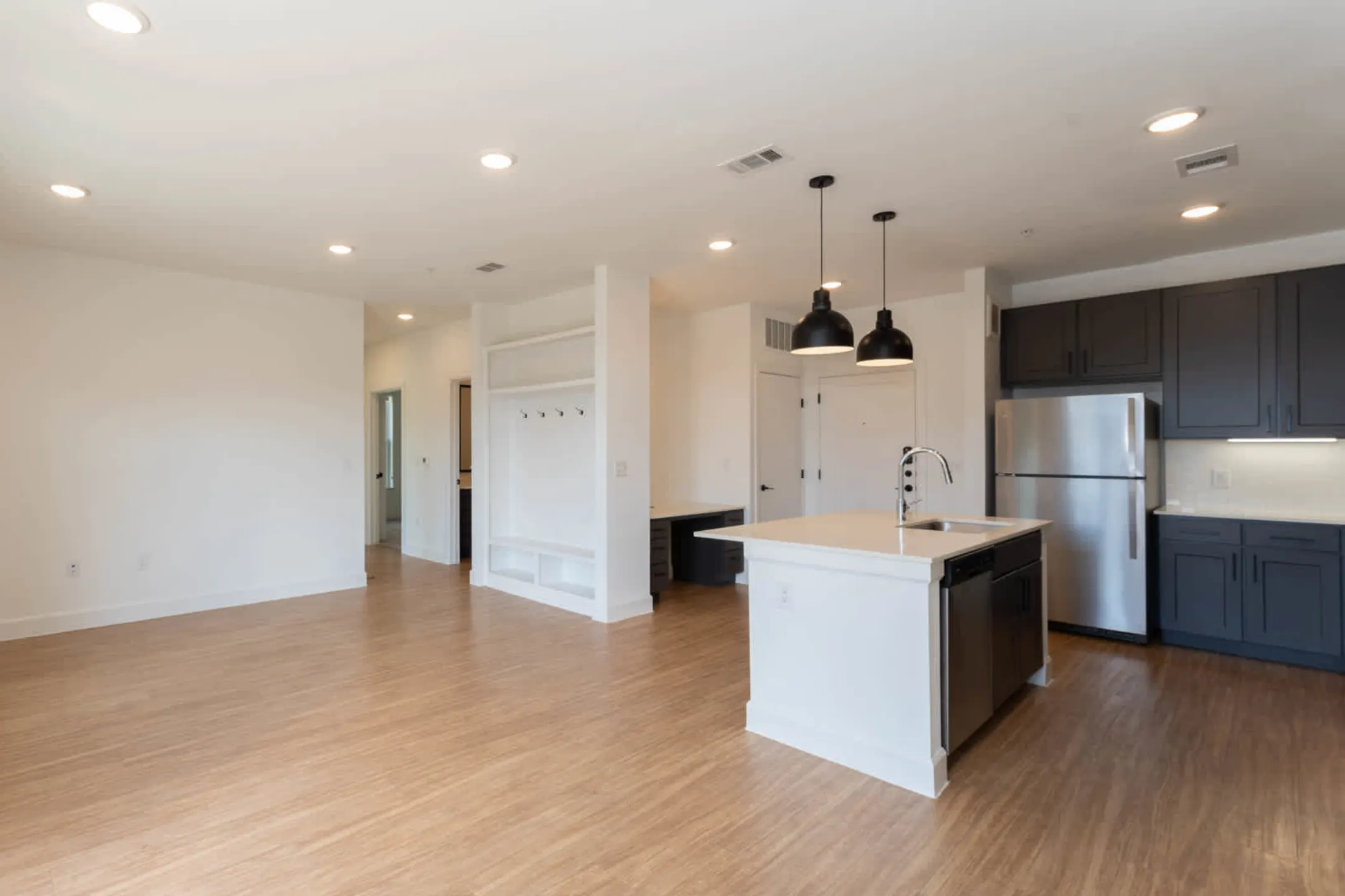 The Weaver Apartments Austin, TX 78702