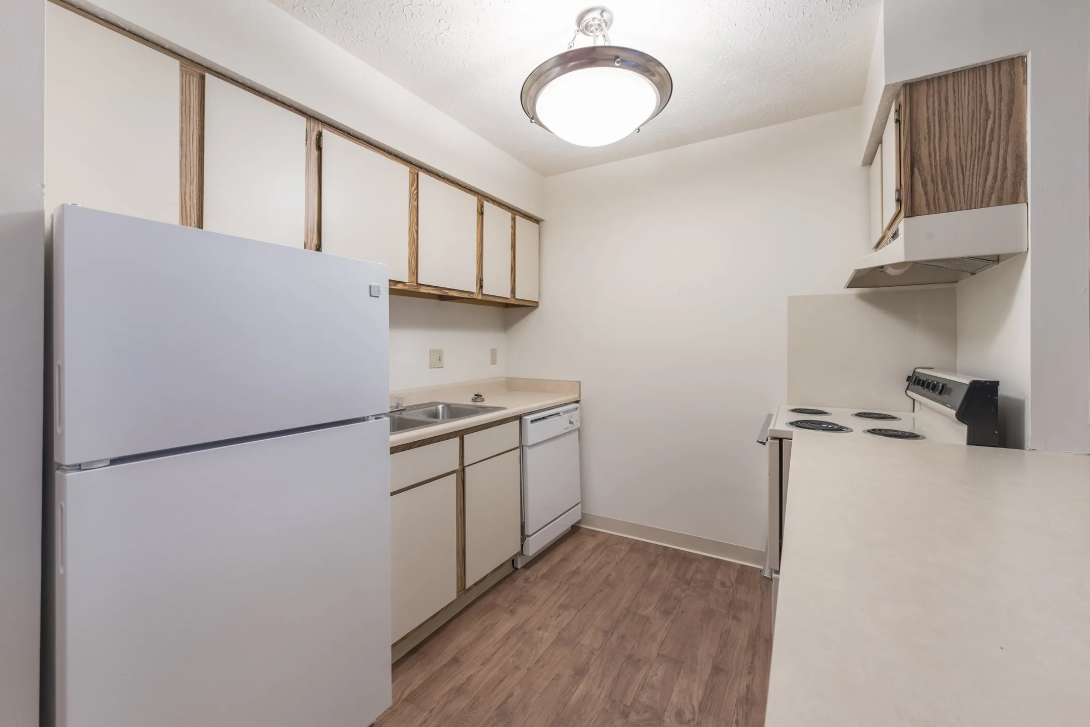 Kitchen - Chatham Village - Columbus, OH