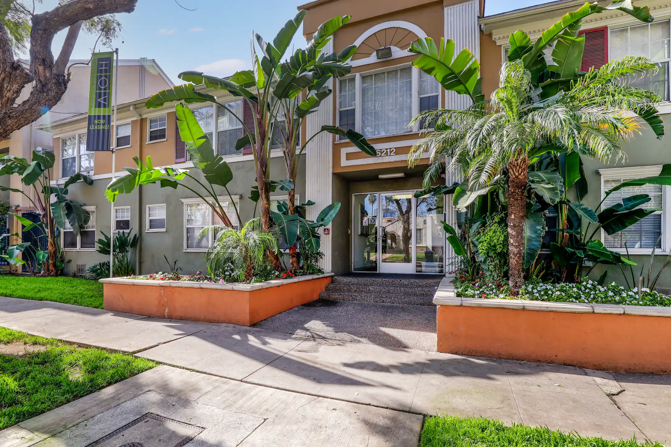 Hollywood Off Vine Apartments Los Angeles, CA 90038