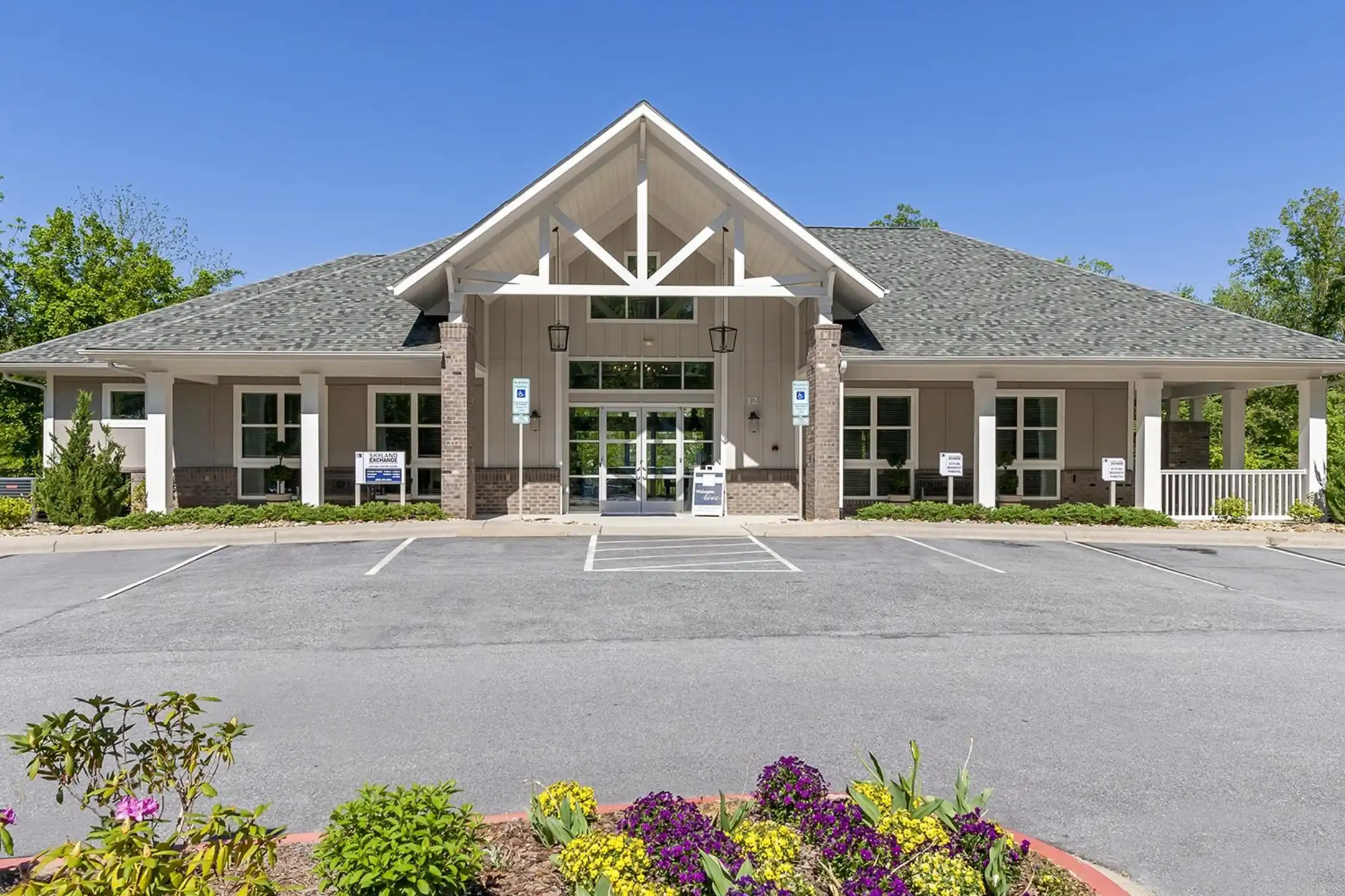 Building - Skyland Exchange - Asheville, NC