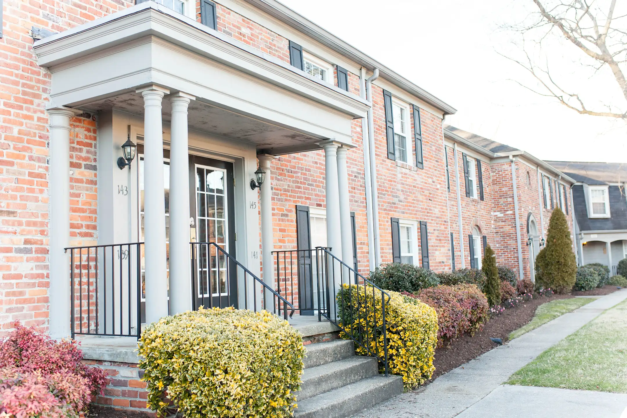 The Jamestown Apartments 200 Yeardley Dr Newport News, VA