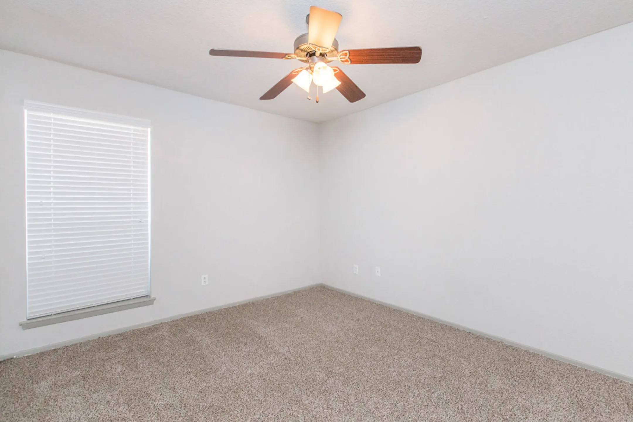 Elm Grove Apartments Apartments Kingwood, TX 77339