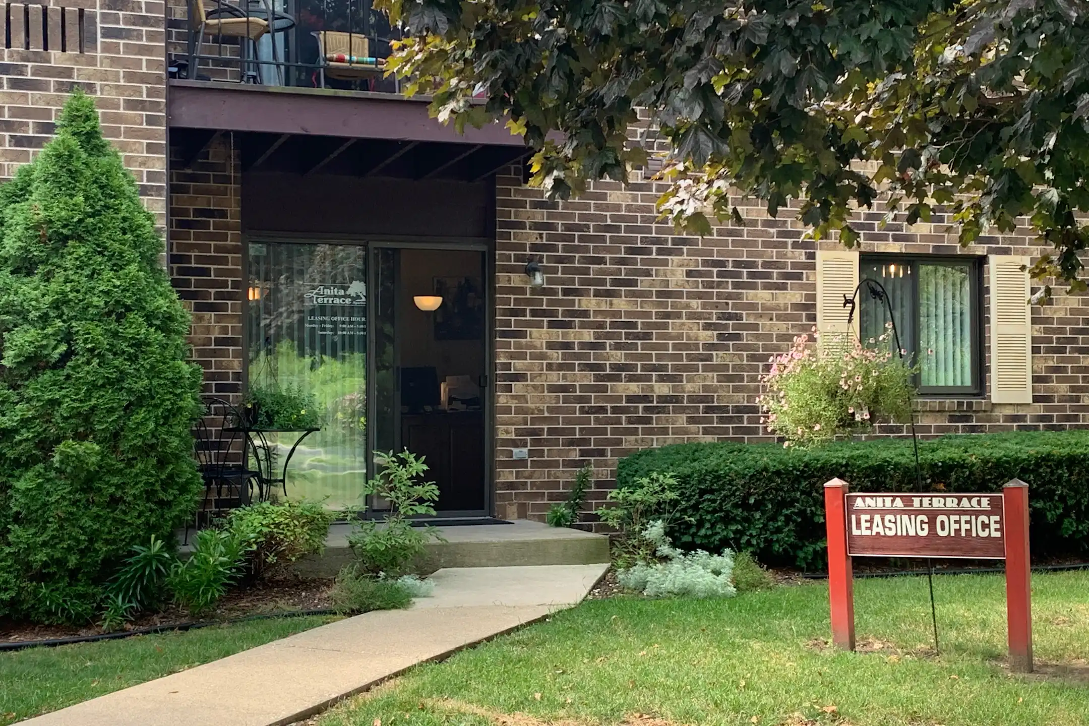Anita Terrace Apartments 290 Anita Ter Antioch, IL Apartments for