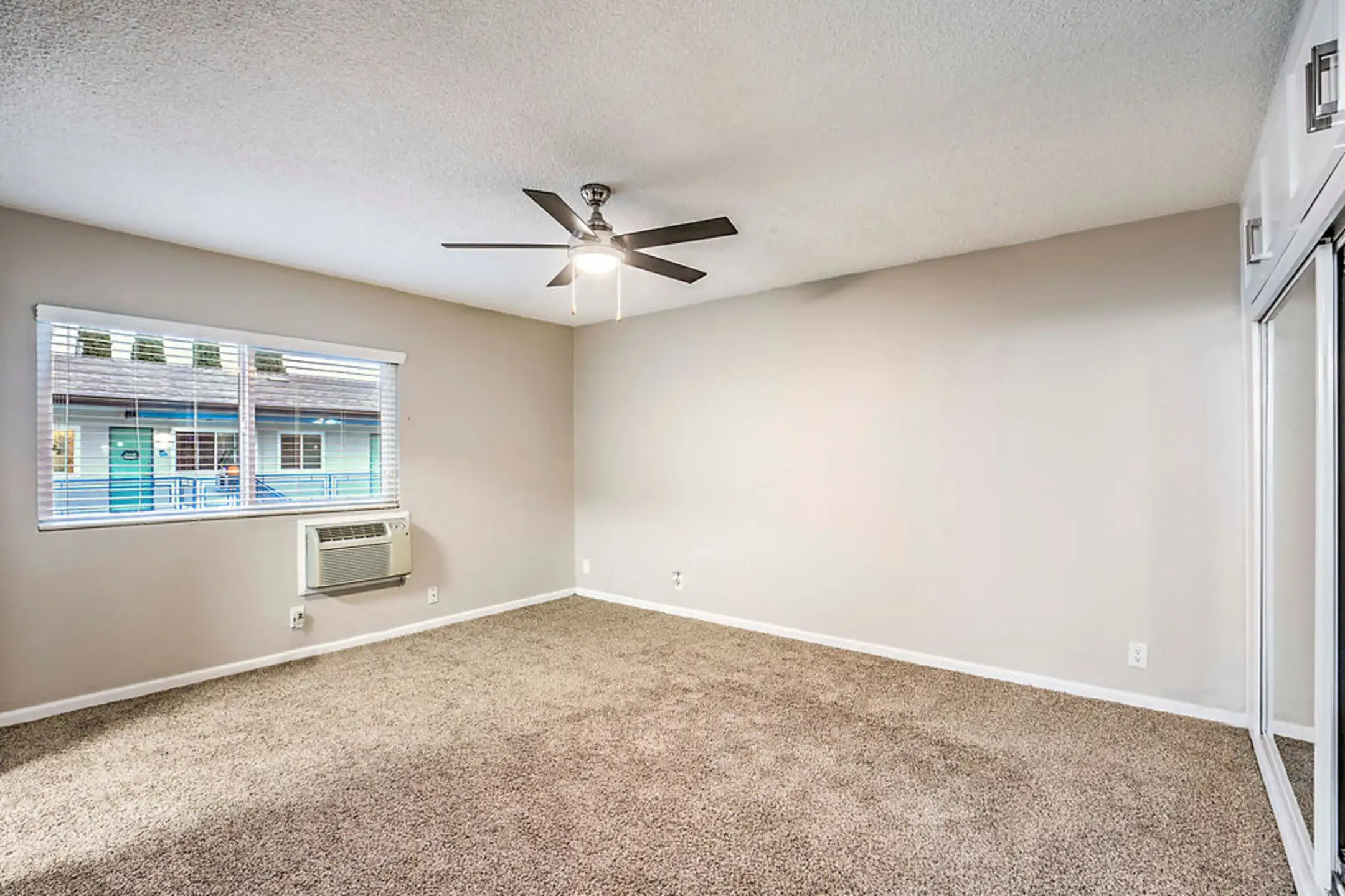 Island Apartments 8222 Rosemead Blvd Pico Rivera, CA Apartments for