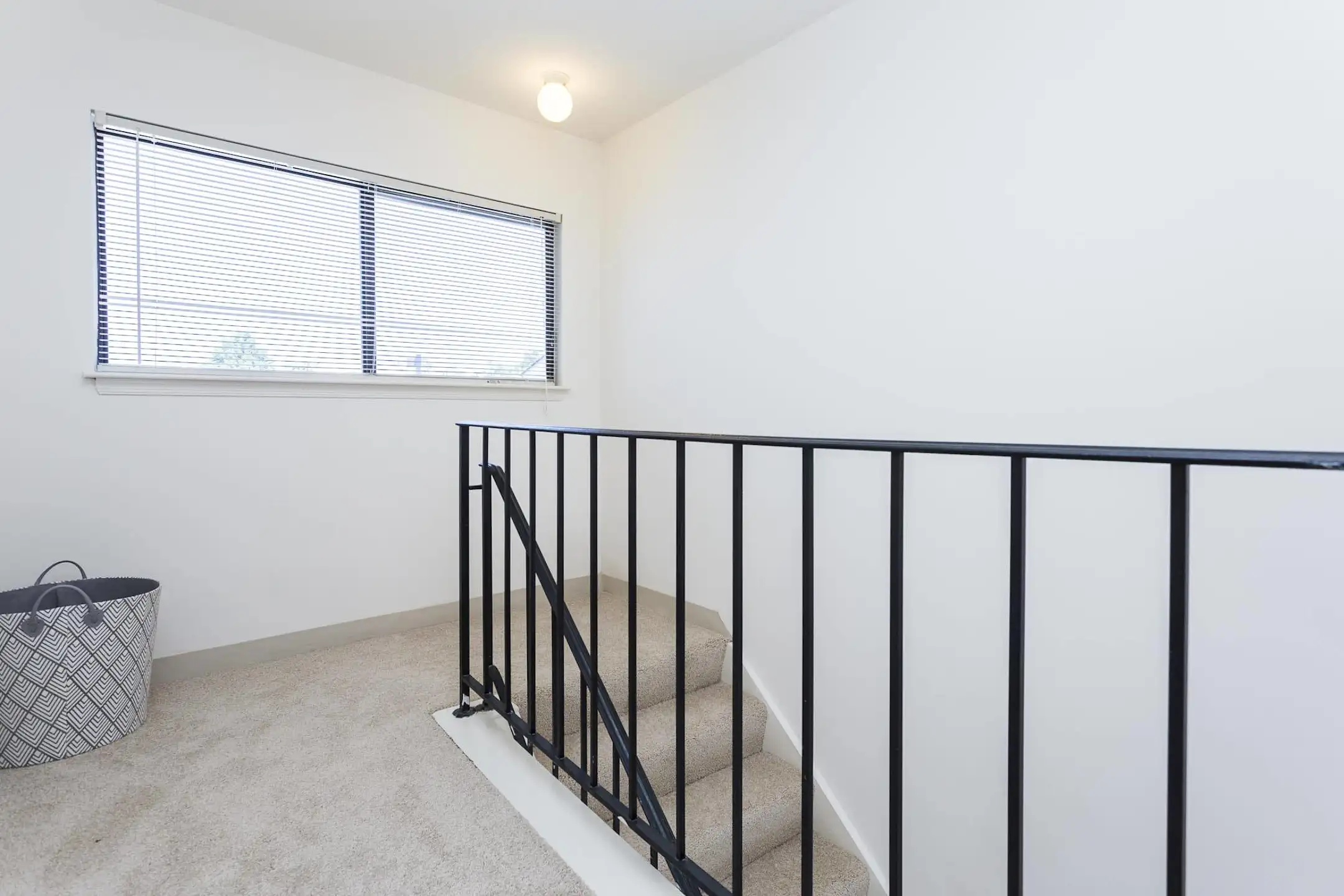 Regency Club Townhomes & Apartments Apartments Glen Burnie, MD 21061