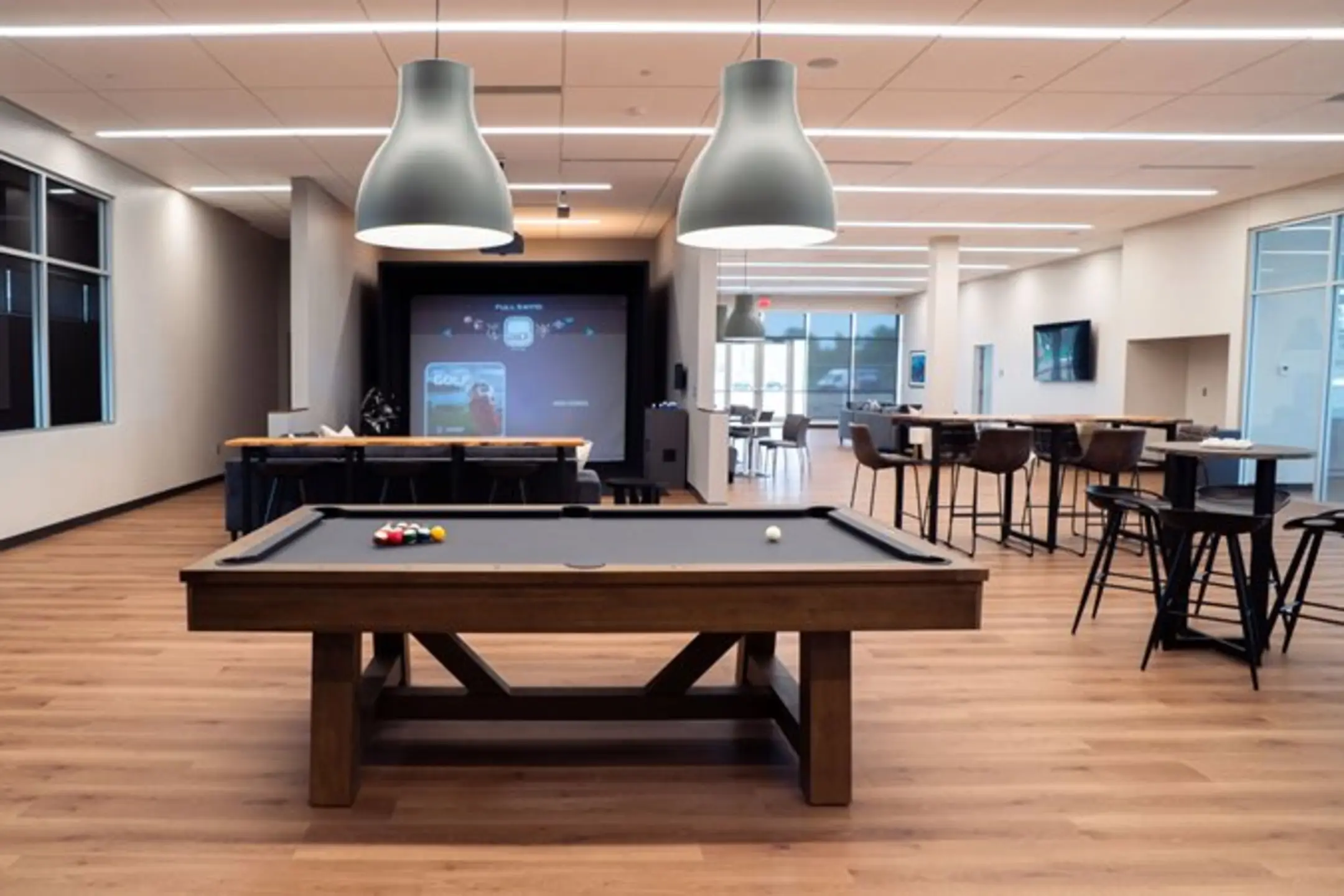 Viking Lakes Residences 710 Vikings Parkway Eagan, MN Apartments