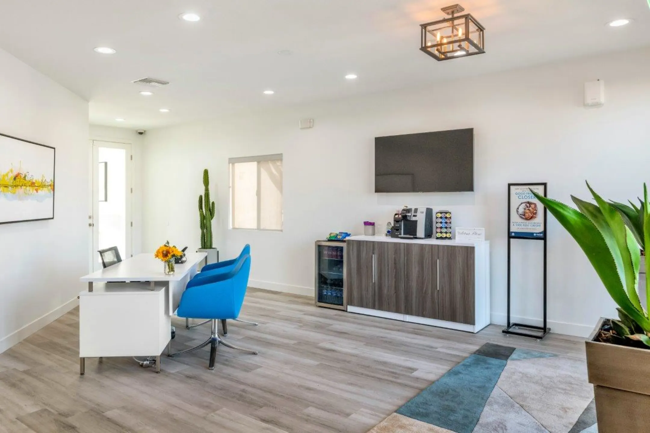 The Townhomes At Biltmore - Phoenix, AZ