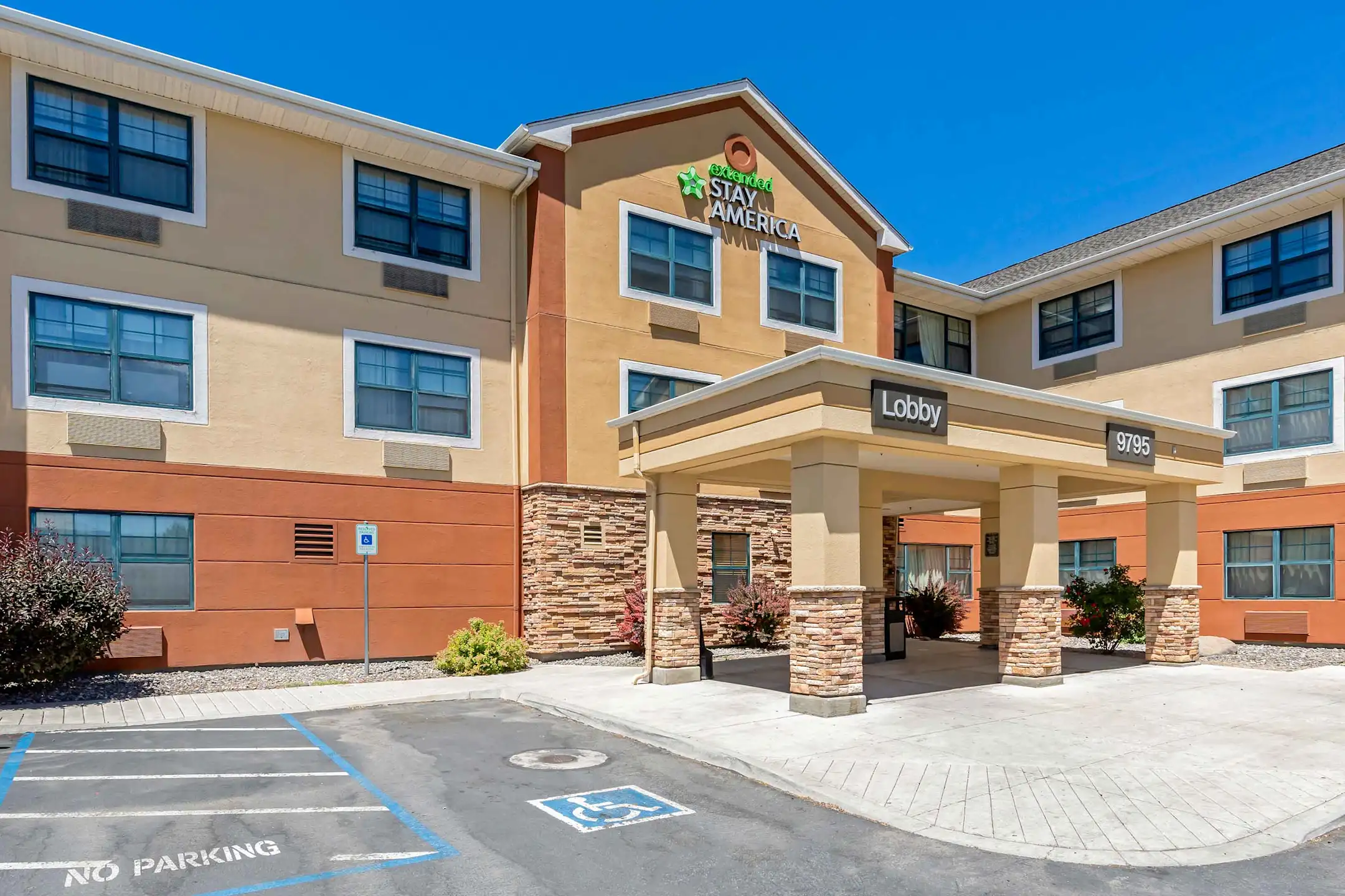 Furnished Studio Reno South Meadows Apartments Reno, NV 89521