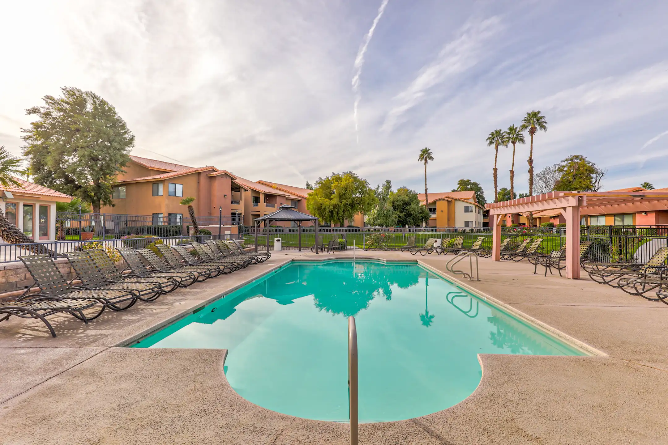 Saddleback Luxury Homes Apartments Bermuda Dunes, CA 92203