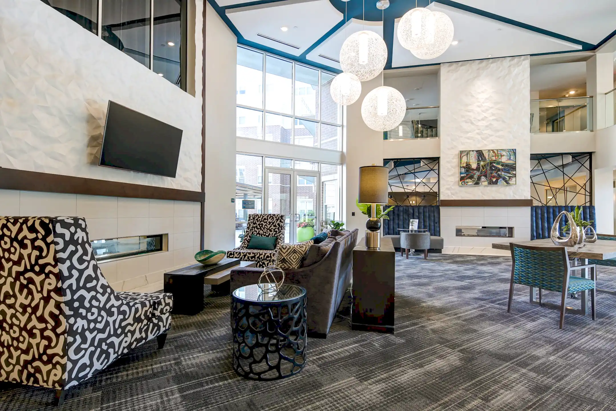 Buckingham Place Apartments Des Plaines, IL 60016