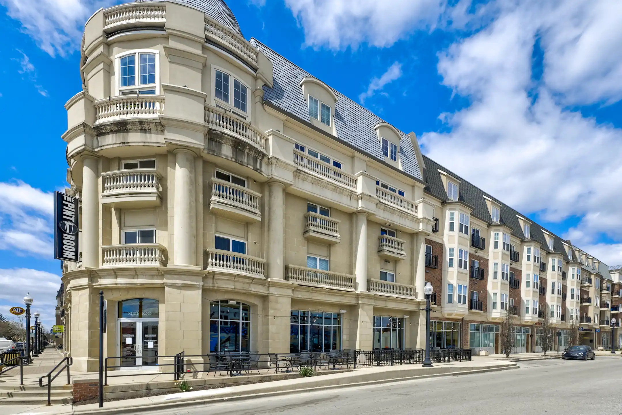 Sophia Square Apartments Carmel, IN 46032