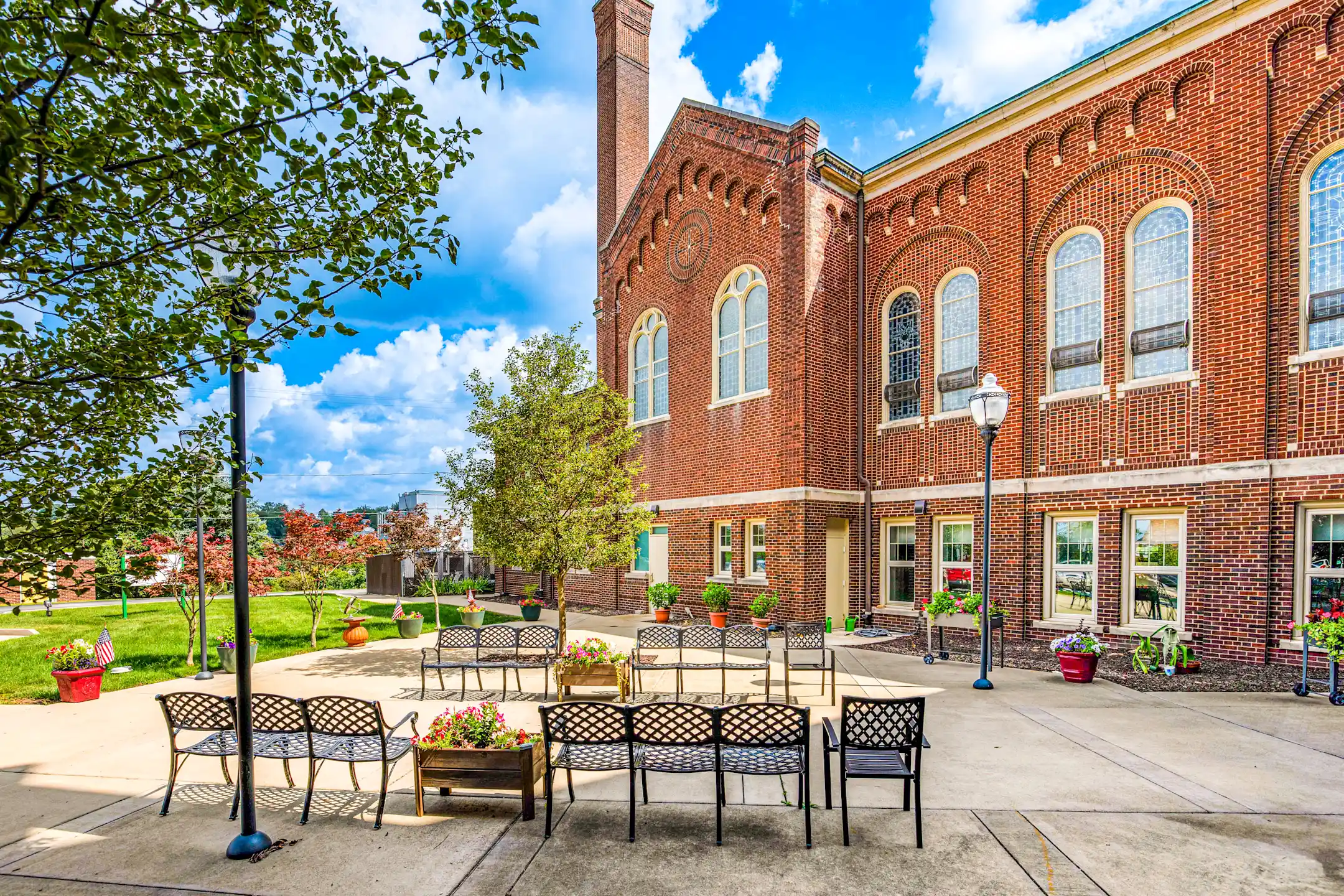 Mt Nazareth Commons Senior Living 62+ 250 Nazareth Way Pittsburgh, PA Apartments for Rent