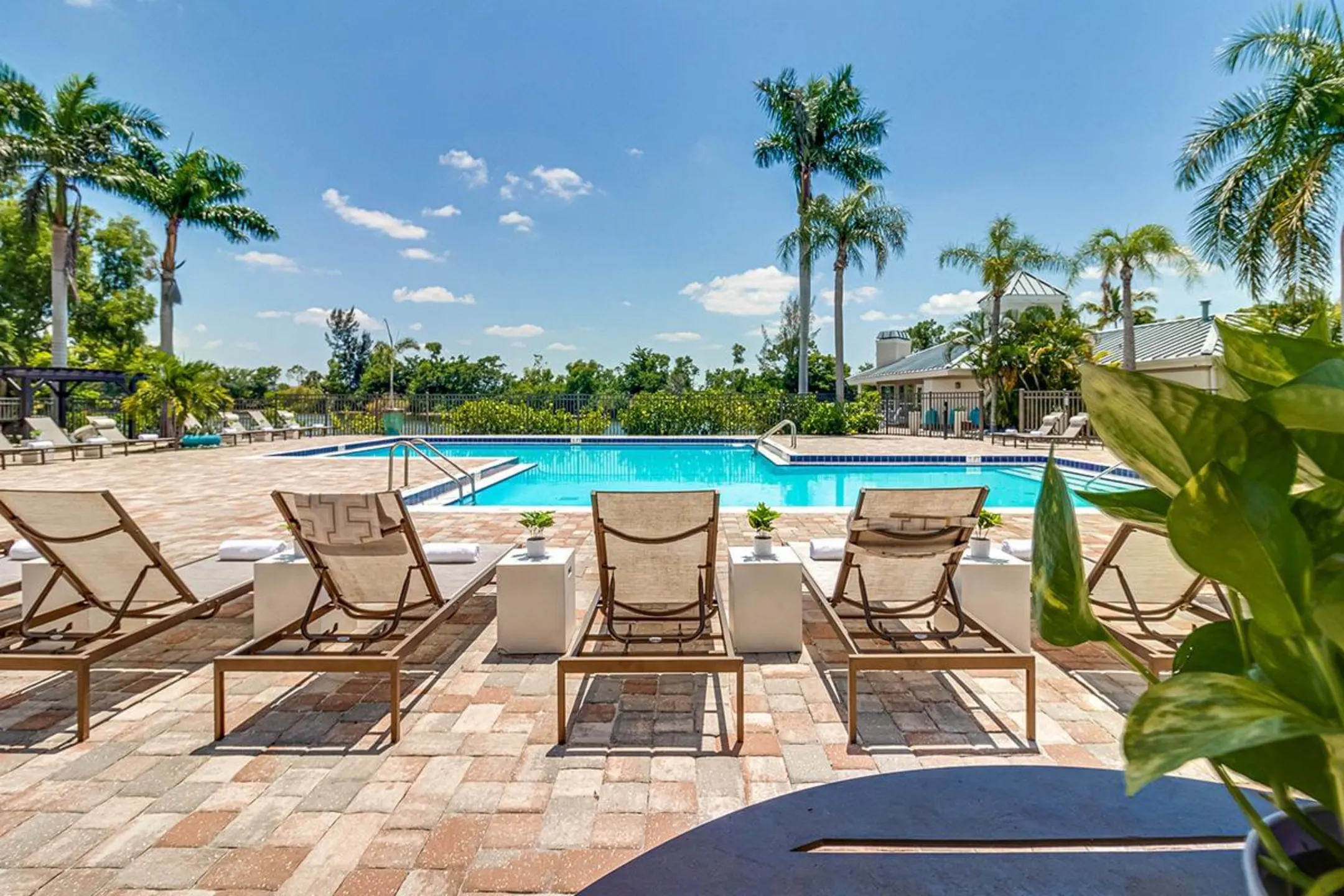 River Reach Apartments - 2000 River Reach Dr | Naples, FL Apartments ...