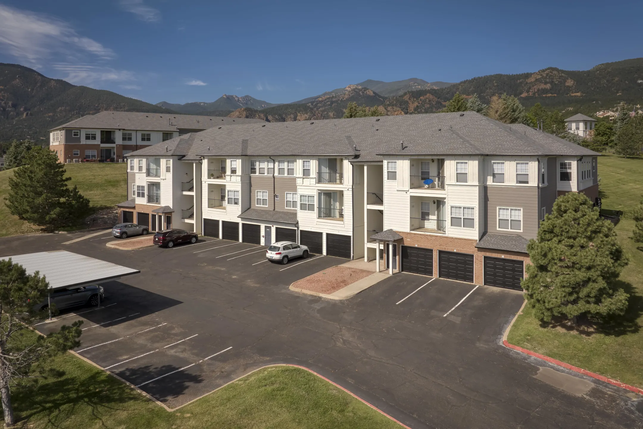 The Retreat At Cheyenne Mountain Apartments Colorado Springs, CO 80905