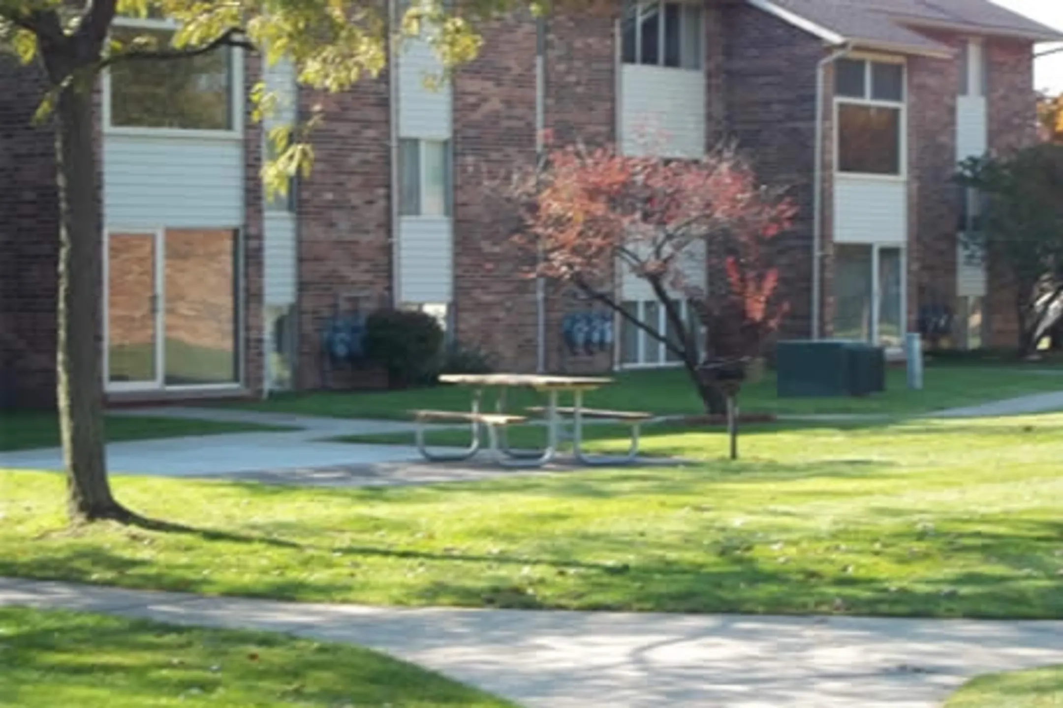 Bluewater Townhouses Apartments Port Huron, MI 48060