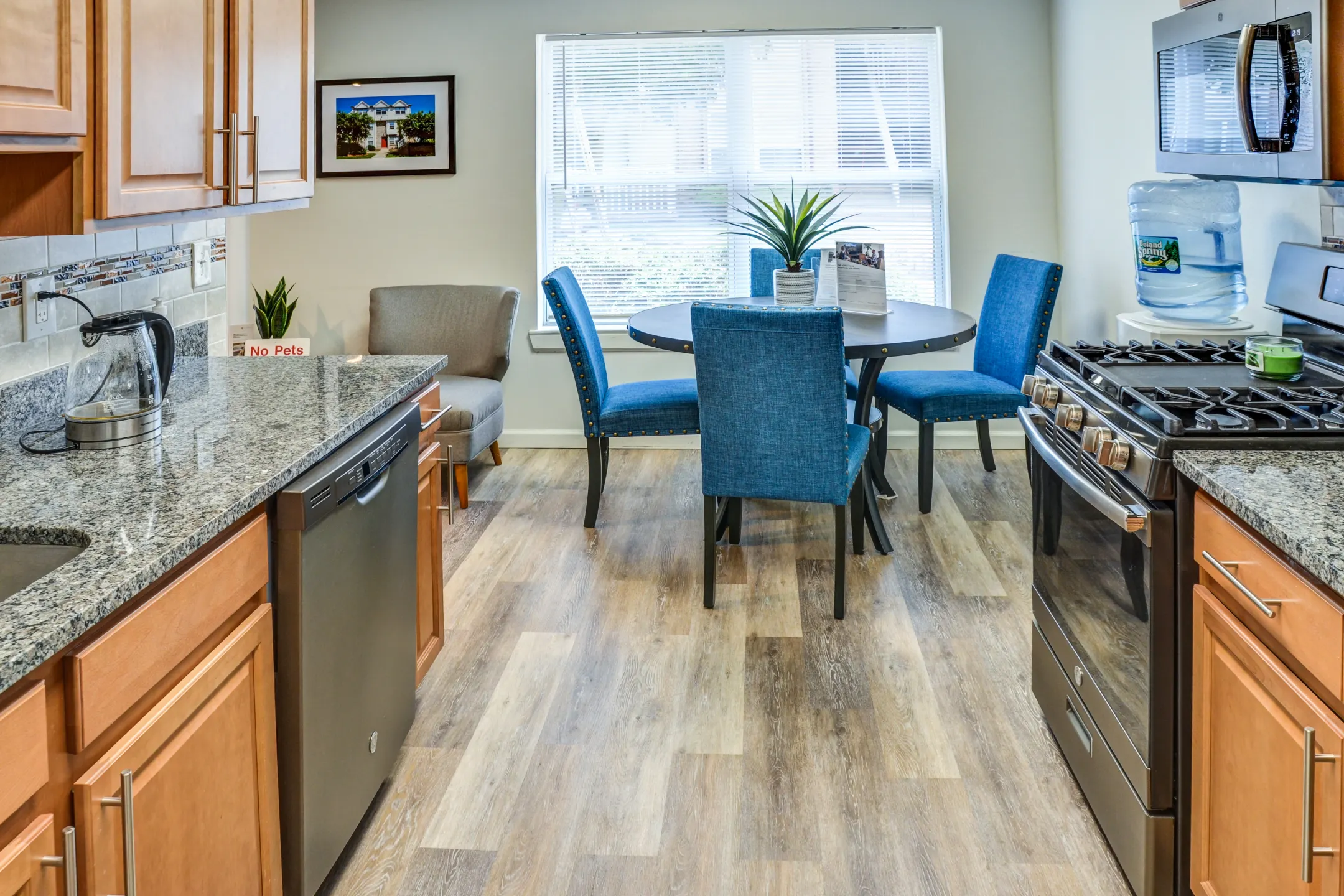 Forest View 506 Forest View Drive Avenel, NJ Apartments for Rent