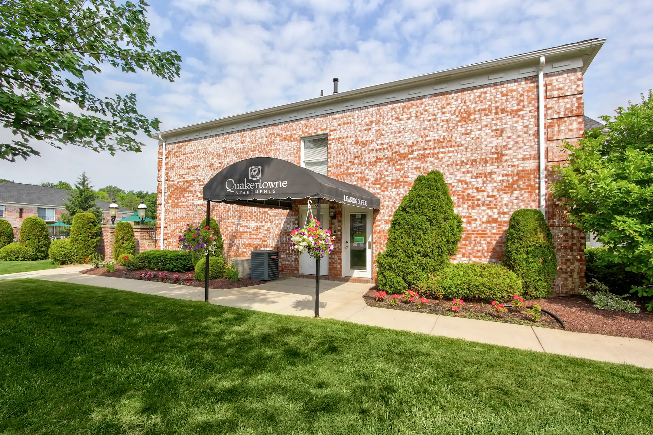 Quakertown Apartments Orchard Park