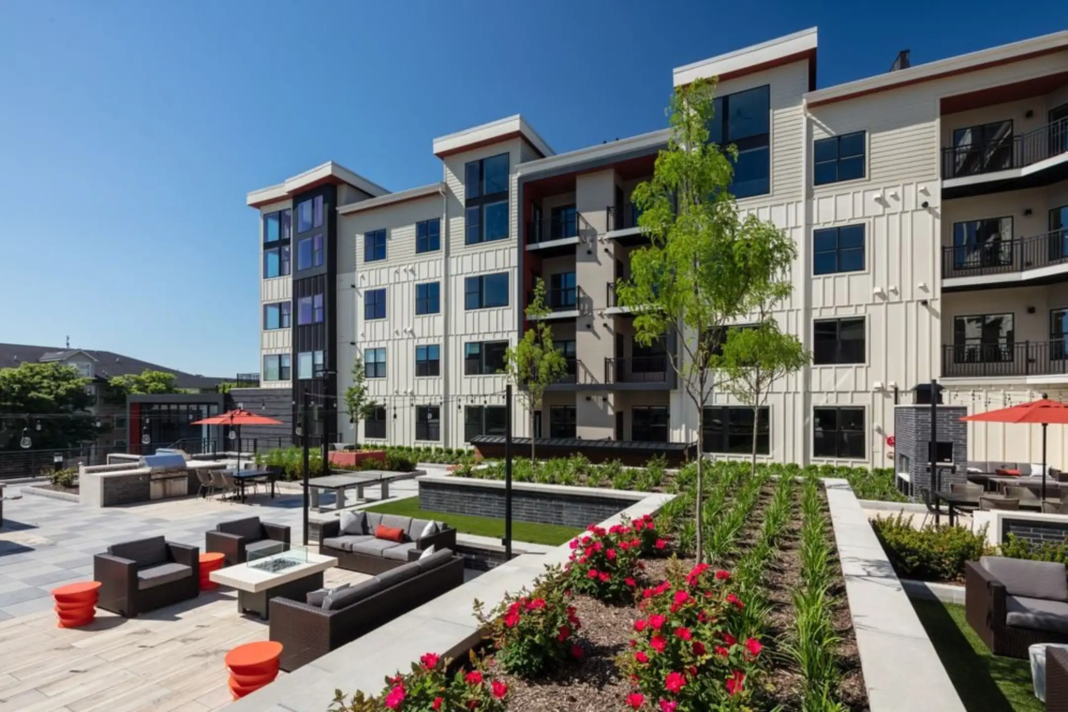 Building - Avalon at Edgewater - Edgewater, NJ