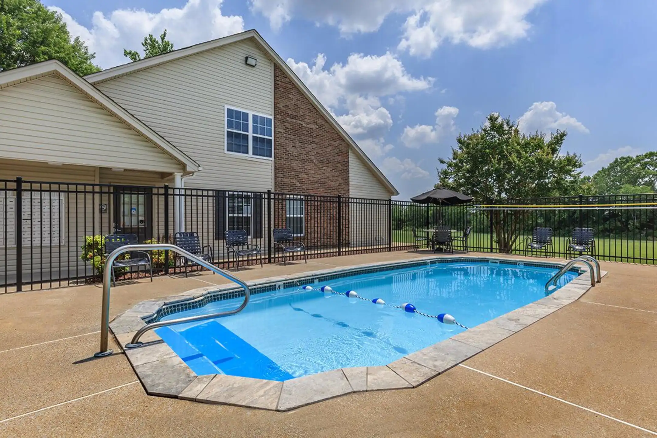 Green Meadow Apartments Murfreesboro, TN 37128